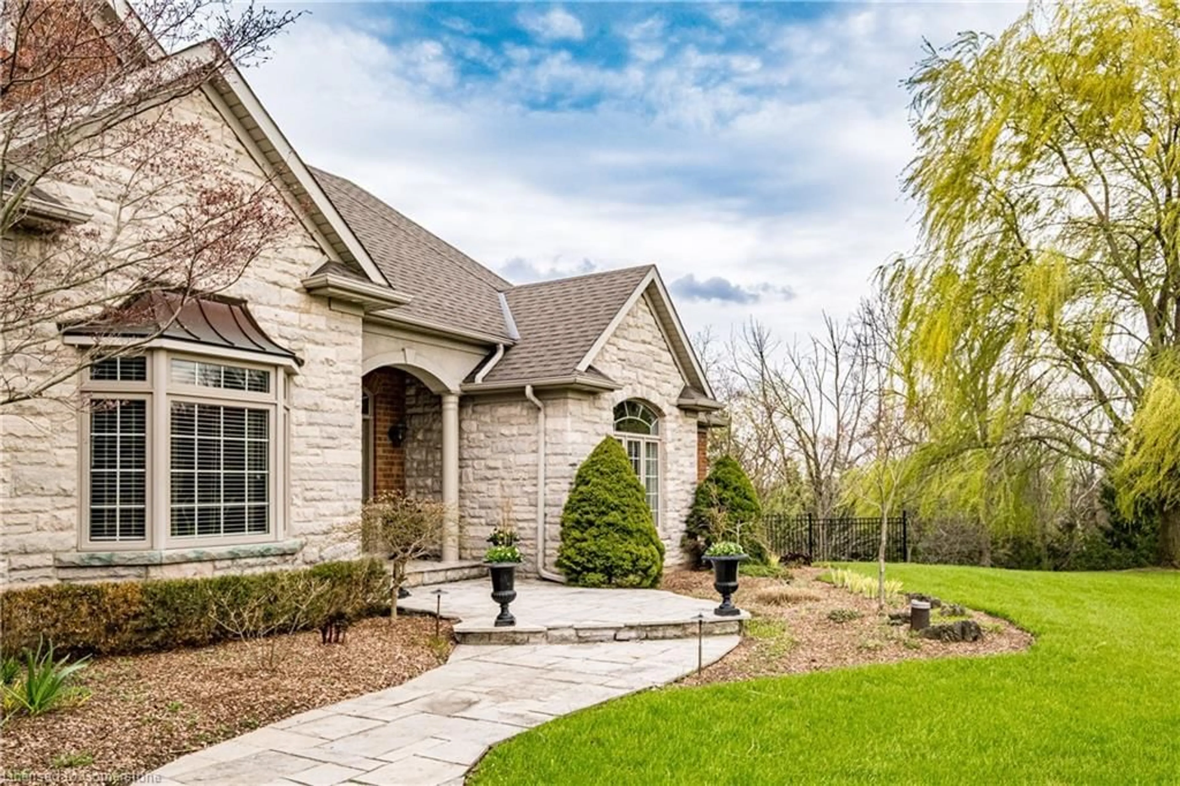 Home with brick exterior material, street for 27 Sun Ave, Dundas Ontario L9H 5A6