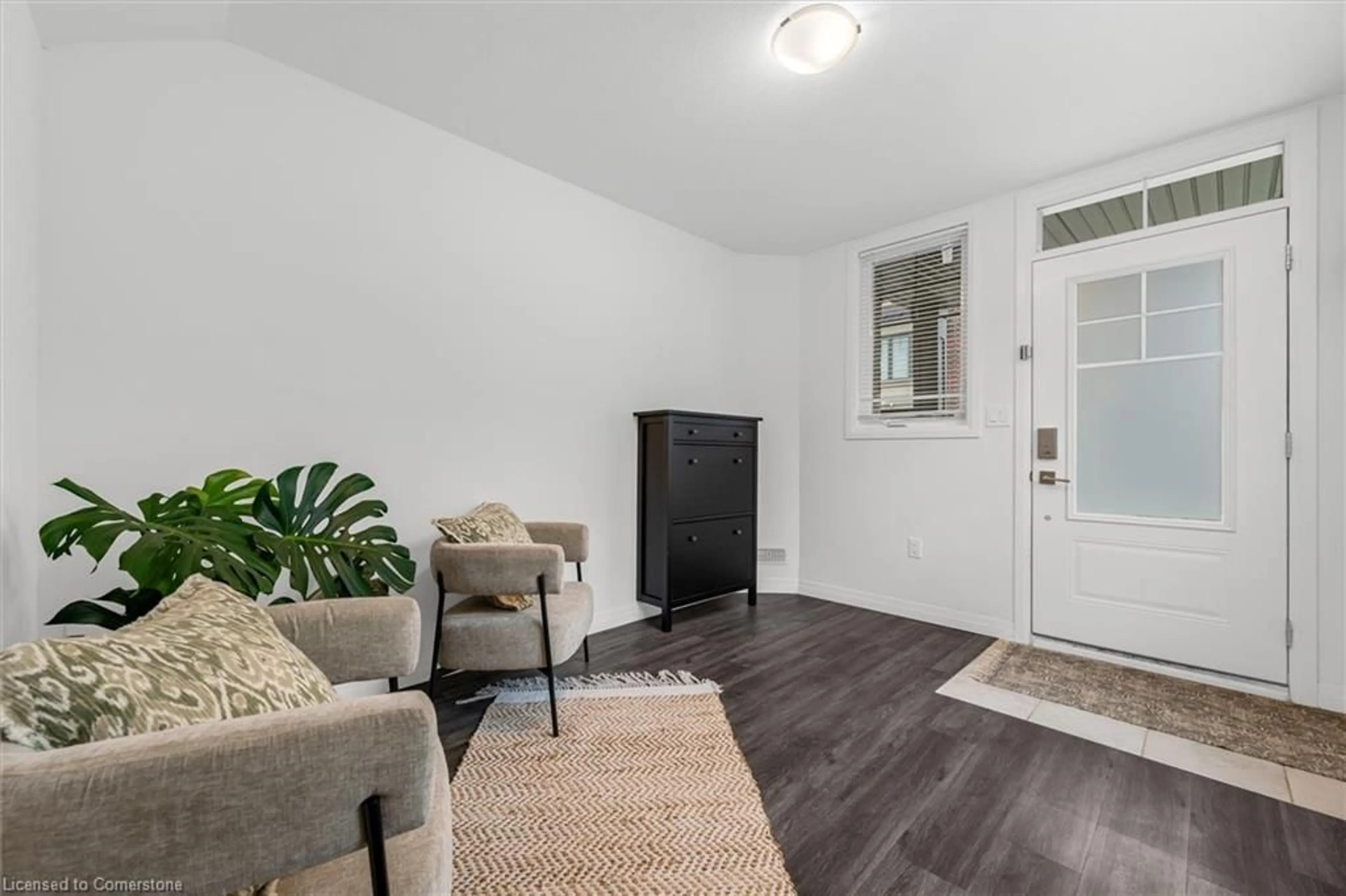 Indoor entryway for 20 Ritchie Lane, Ancaster Ontario L9G 0H2