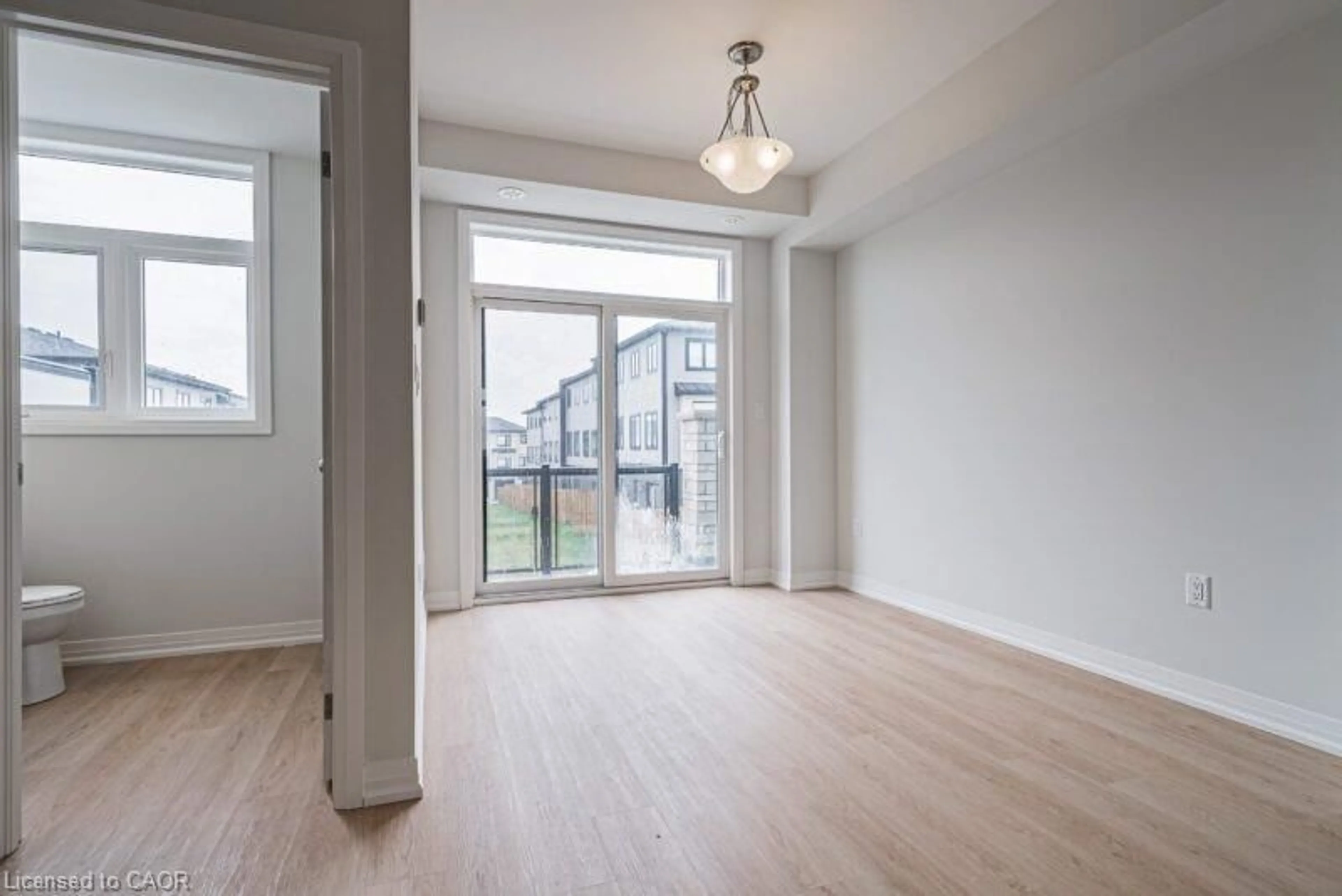 A pic of a room for 155 Equestrian Way #22, Cambridge Ontario N3E 0E8