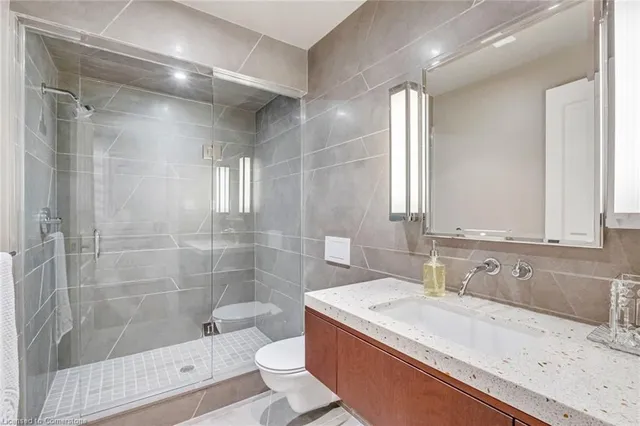 Additional property image - 3160 Britannia Rd
