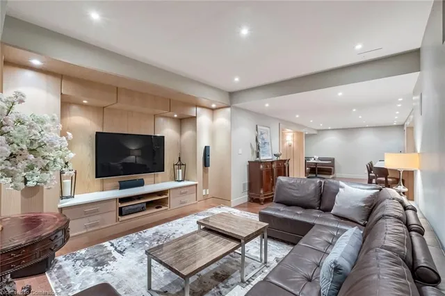 Additional property image - 3160 Britannia Rd