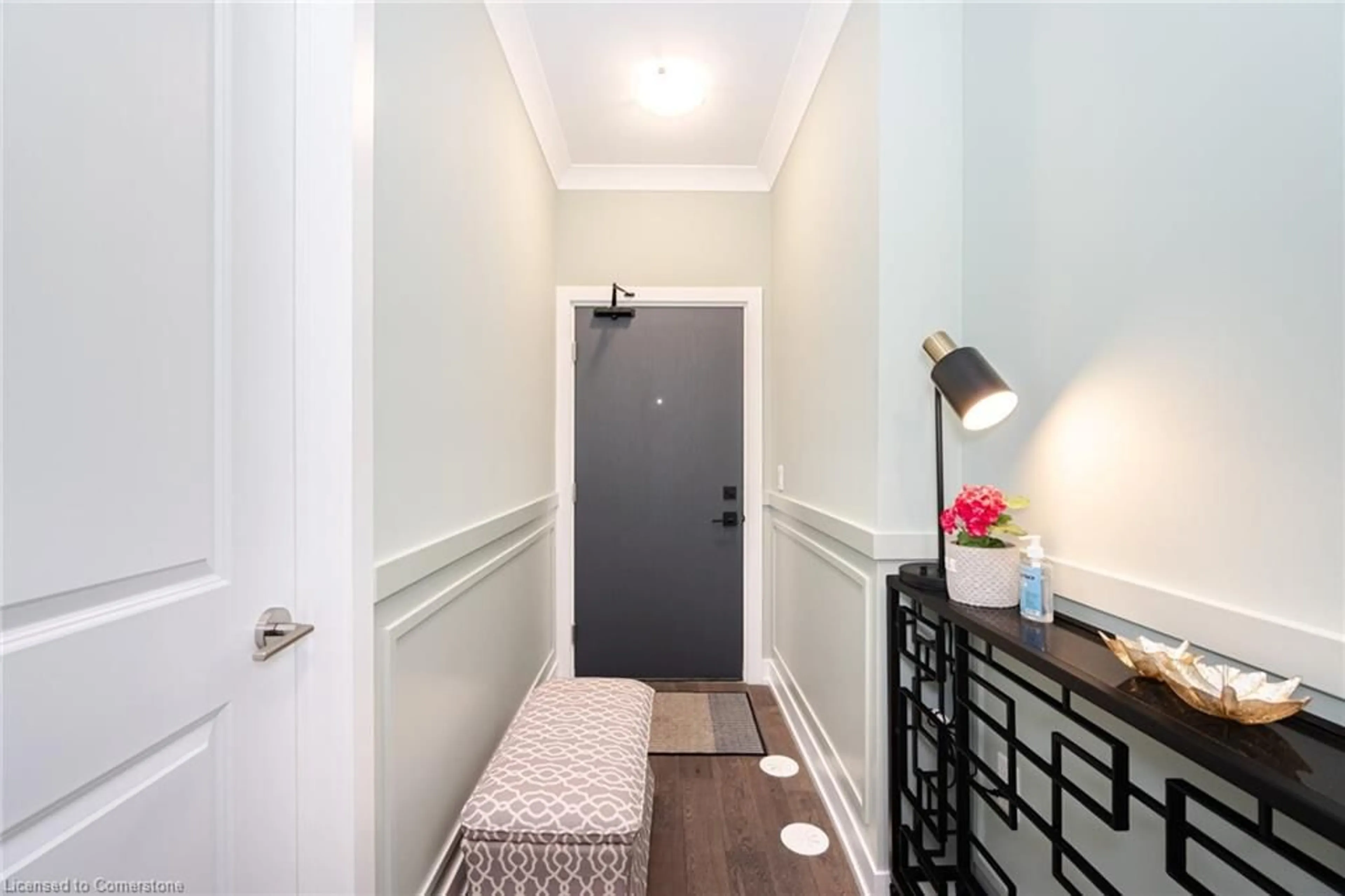 Indoor entryway for 1085 Douglas Mccurdy Common #111, Mississauga Ontario L5G 0C6