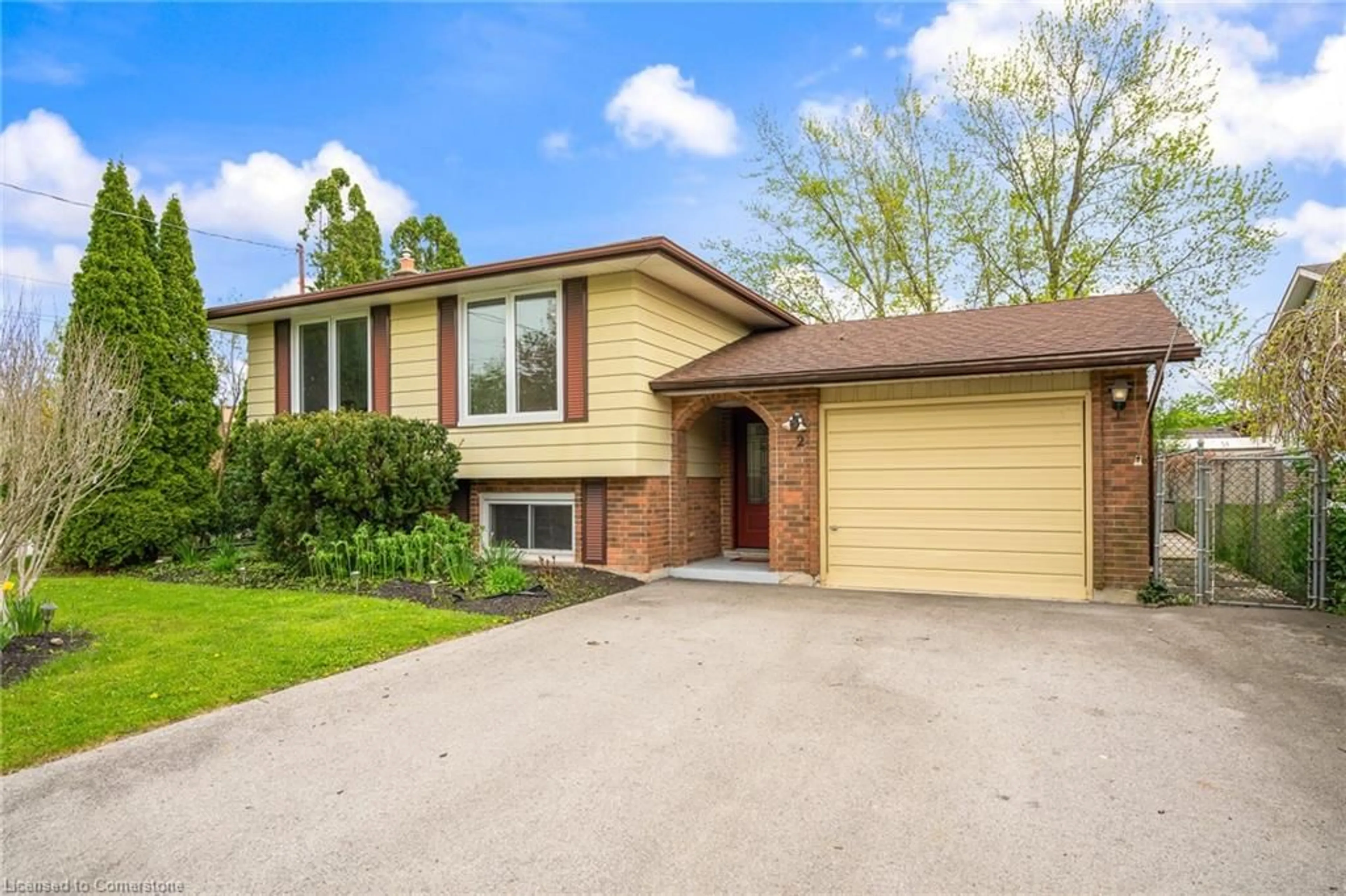 Home with brick exterior material, street for 2 Acadia Cres, St. Catharines Ontario L2P 1H8