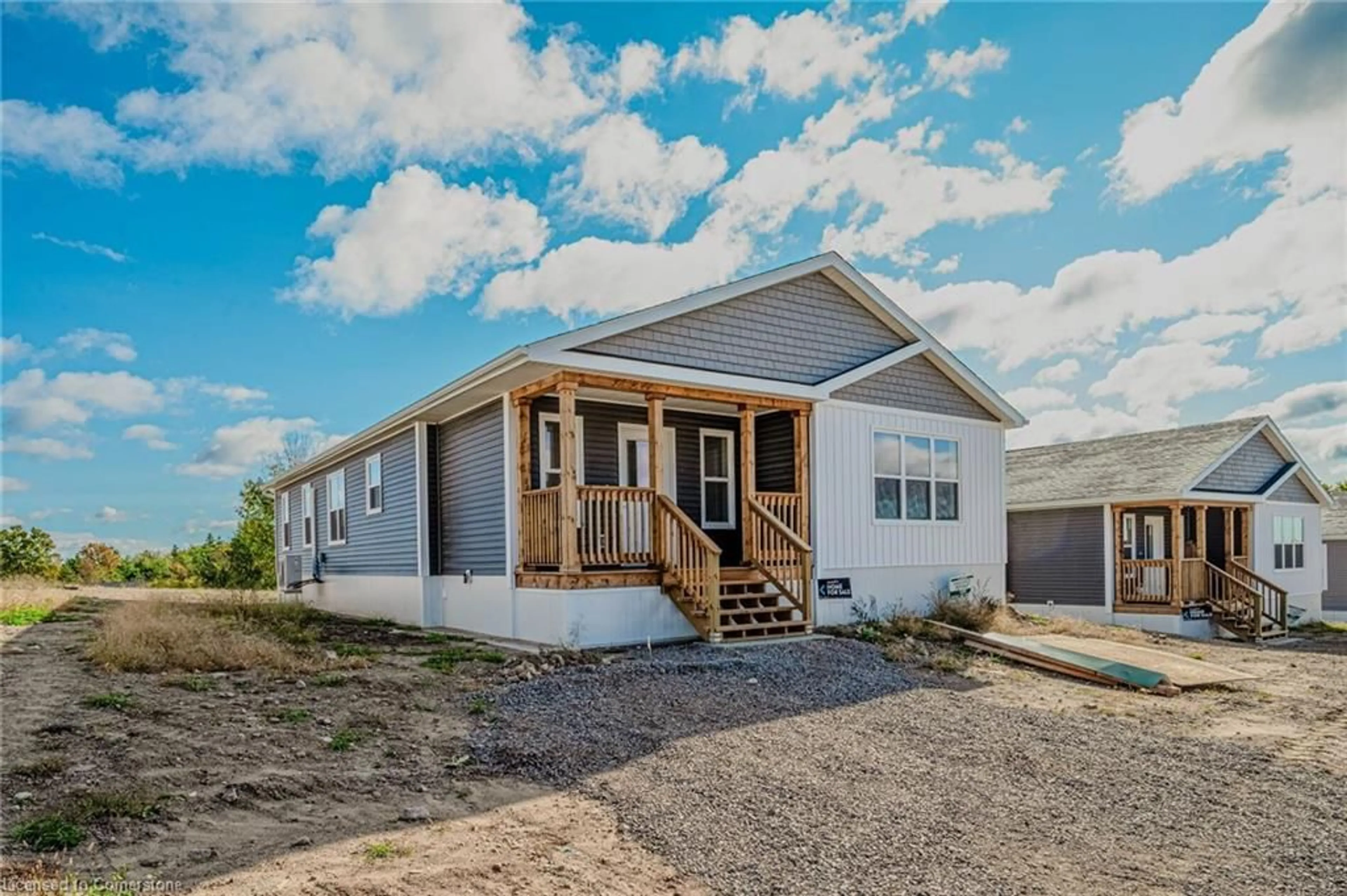 Home with vinyl exterior material, building for 1085 Concession 10 Rd #Lot 120/R, Flamborough Ontario L0R 1K0