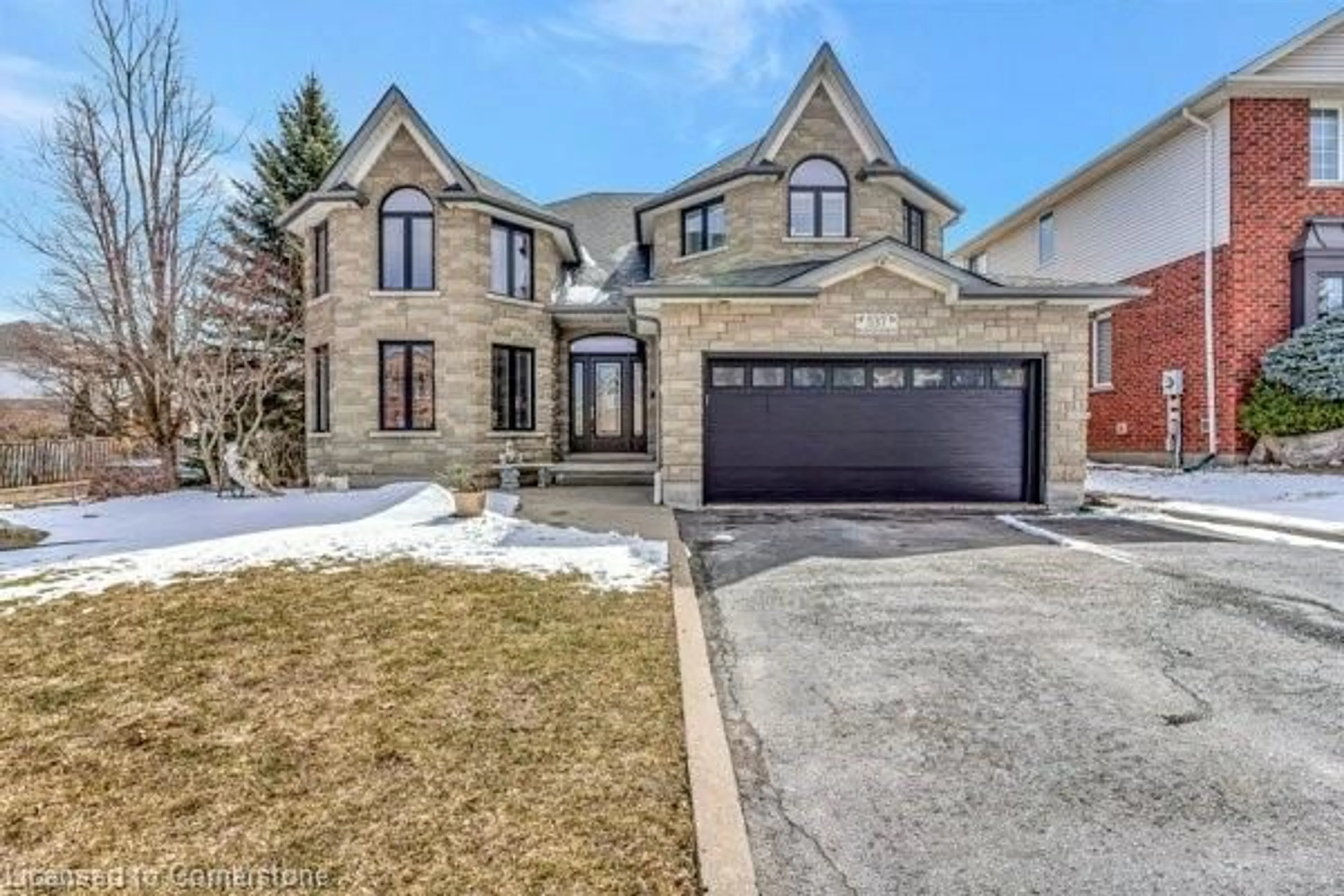 Home with brick exterior material, street for 537 Buckingham Blvd, Waterloo Ontario N2T 2V1