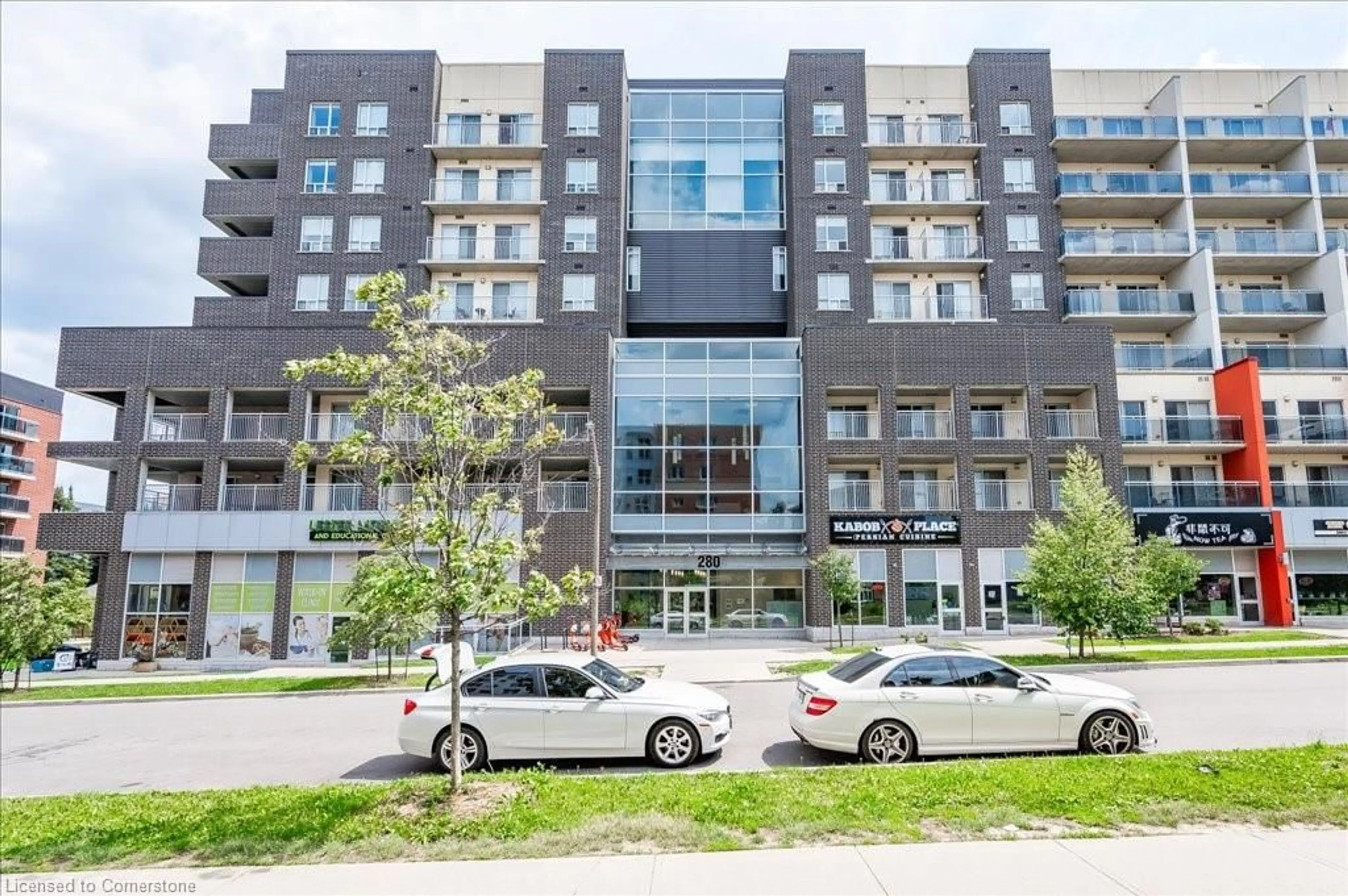 Patio, building for 280 Lester St #203, Waterloo Ontario N2L 0G2