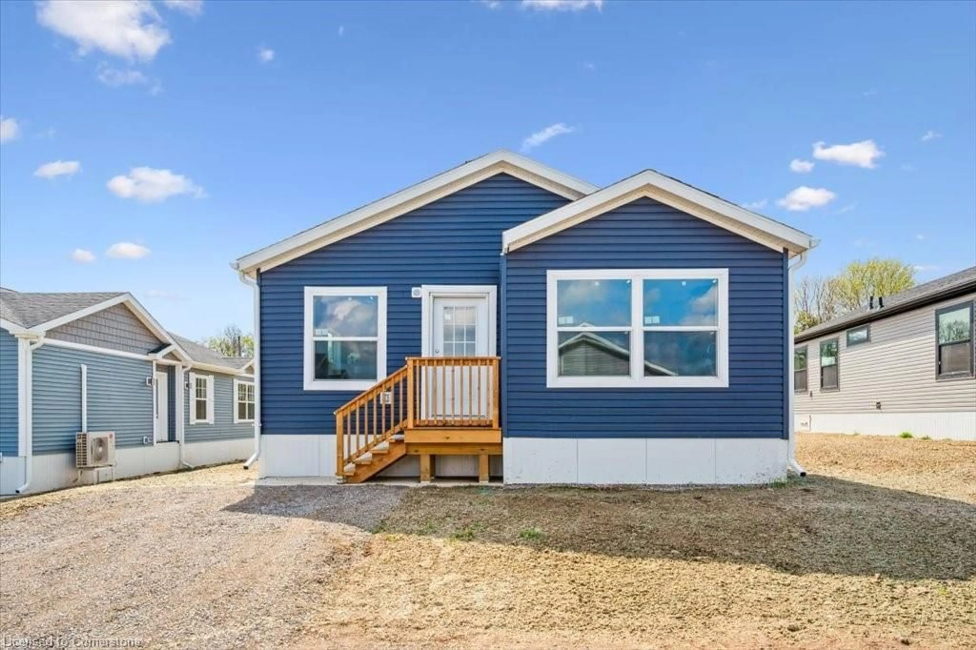 Home with vinyl exterior material, street for 1085 Concession 10 Rd #Lot 113/N, Flamborough Ontario L0R 1K0