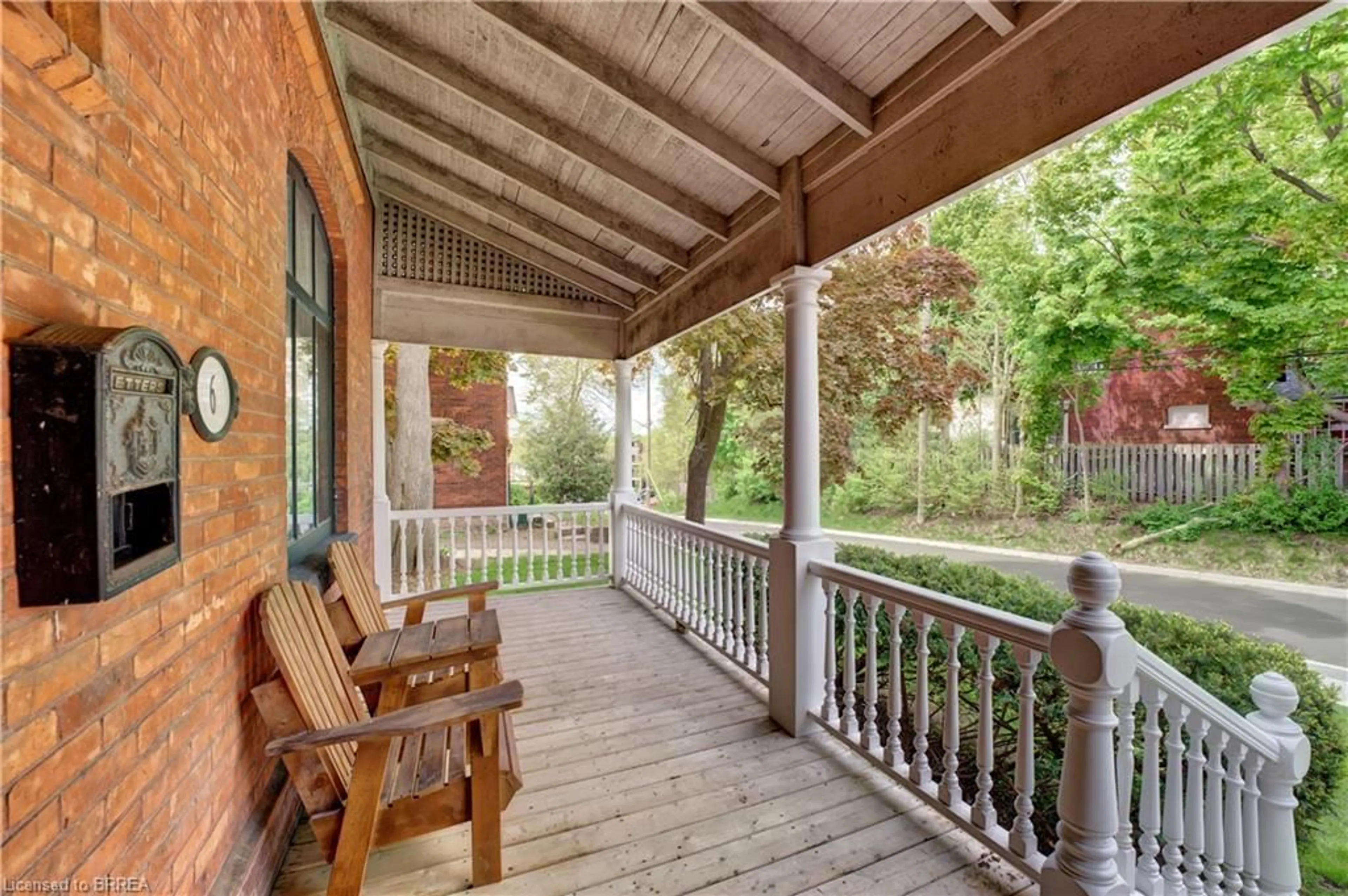 Patio, street for 6 Jarvis St, Brantford Ontario N3T 4A6