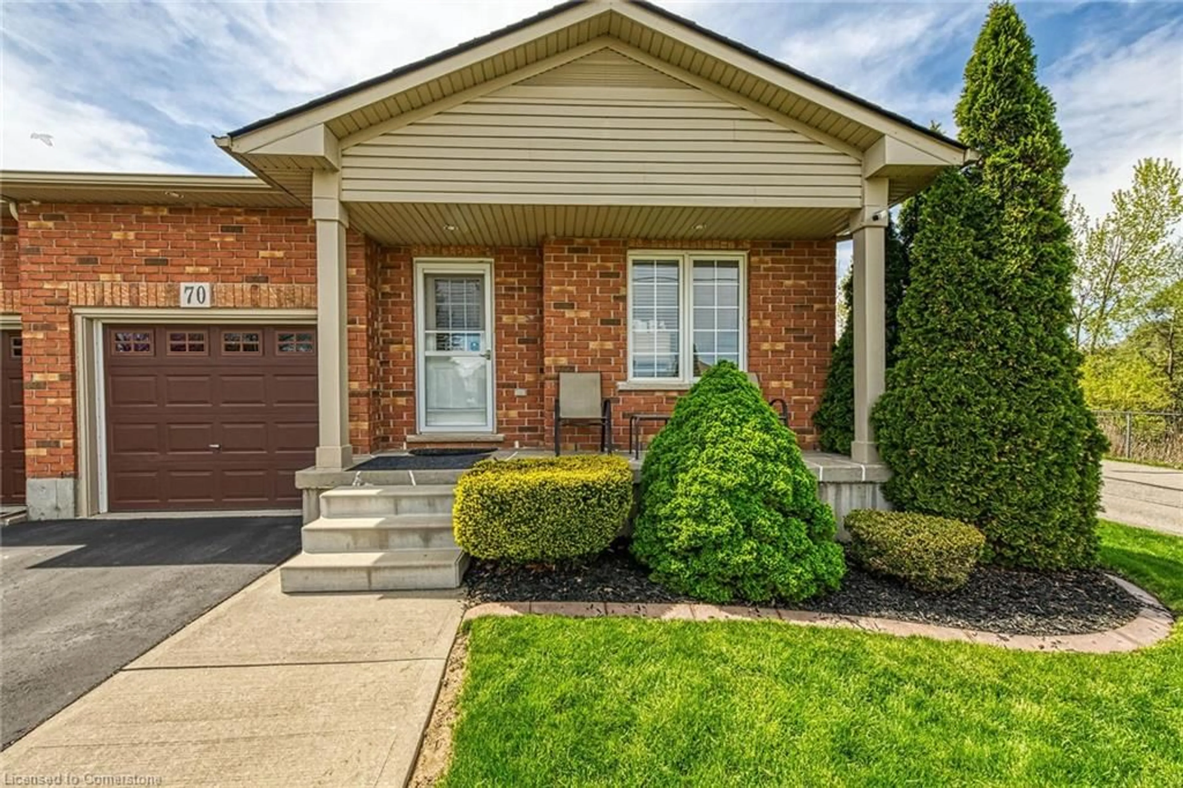 Home with brick exterior material, street for 70 Garden Ave, Brantford Ontario N3S 0A1