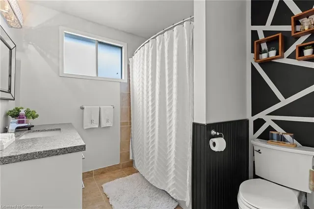 Additional property image - 3 Electra Crt