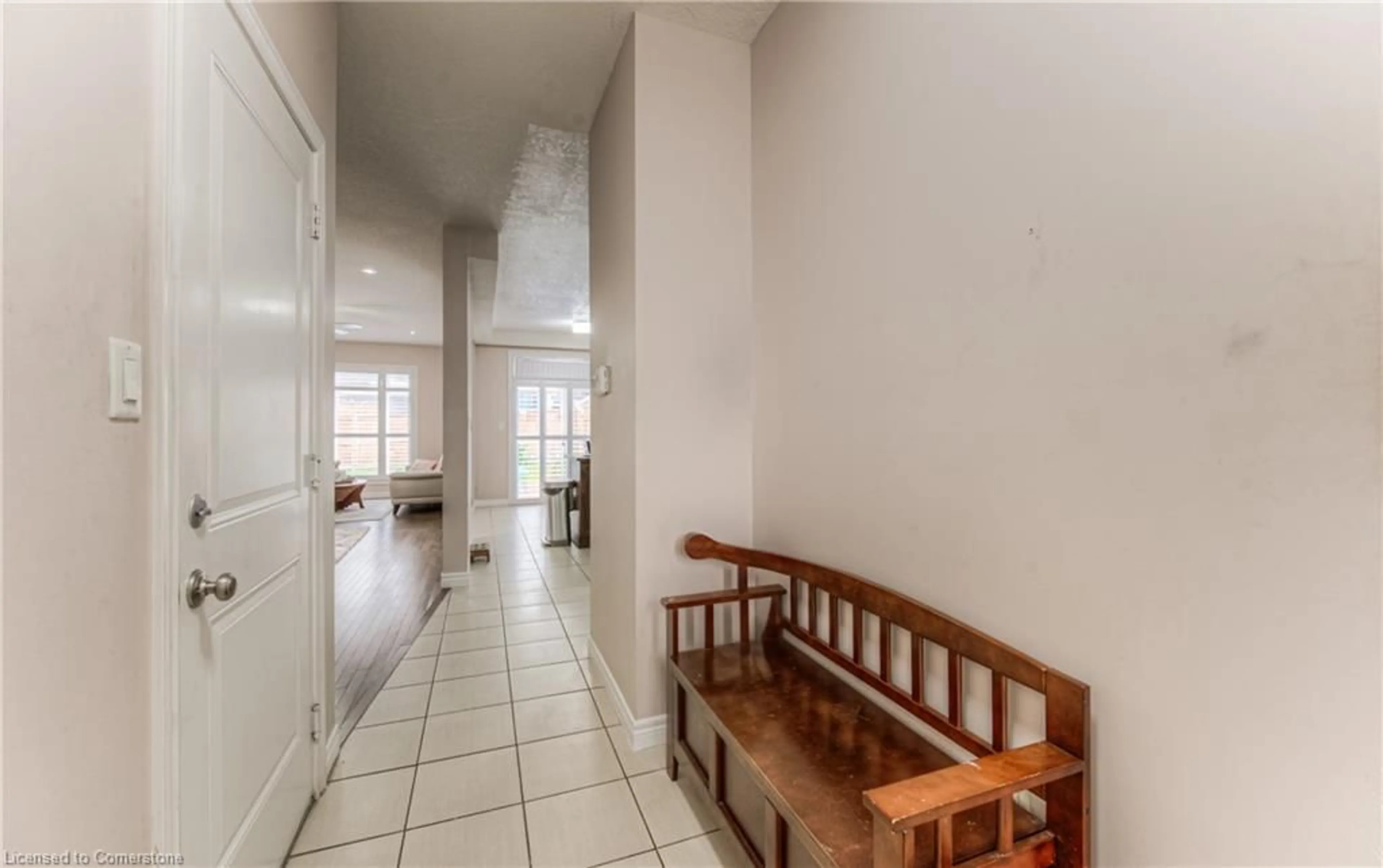 Indoor foyer for 14 Sandybay Ave, Kitchener Ontario N2A 0H7