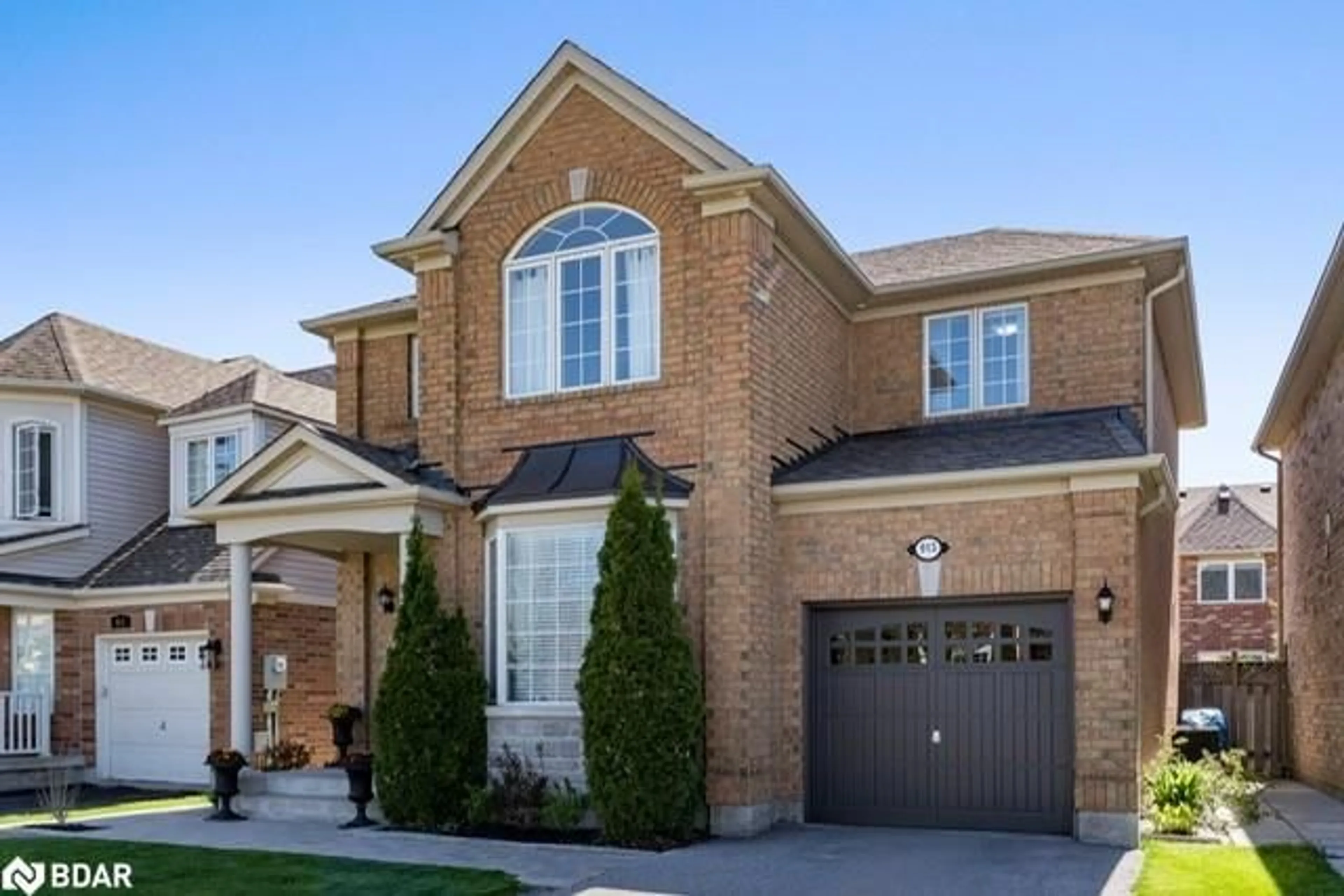 Home with brick exterior material, street for 913 Bennett Blvd, Halton Ontario L9T 6X5