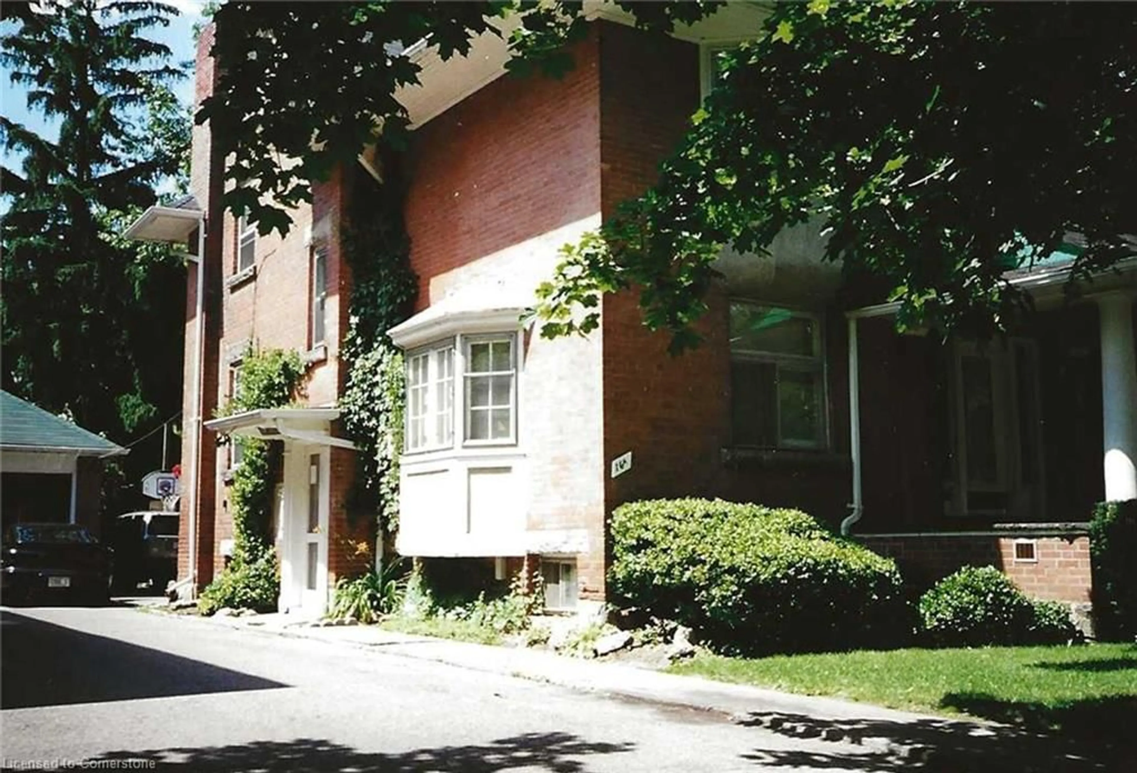 Unknown for 16 Wellington St, Brampton Ontario L6W 1Y2