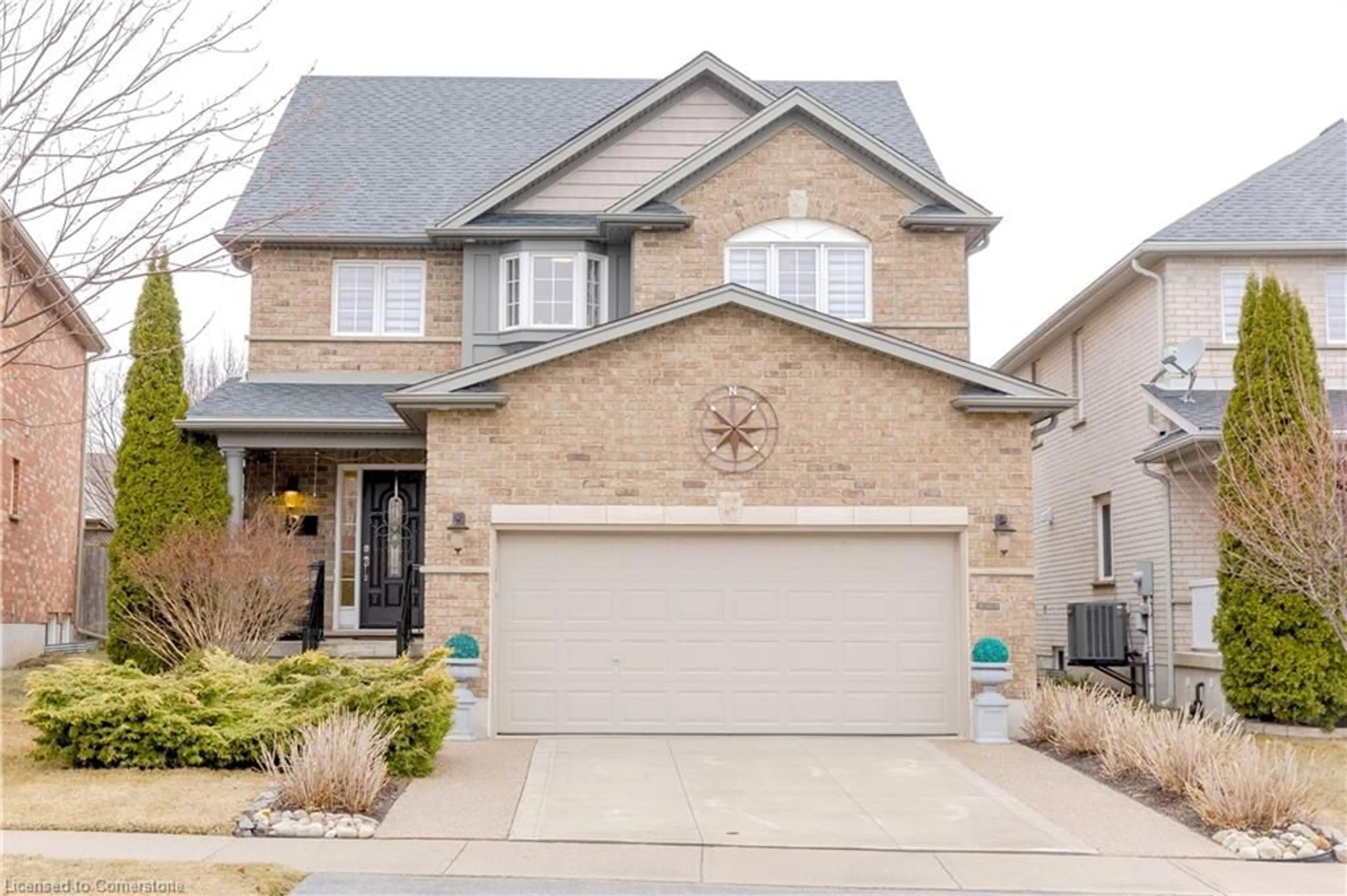 Home with brick exterior material, street for 118 Banffshire St, Kitchener Ontario N2R 1X1