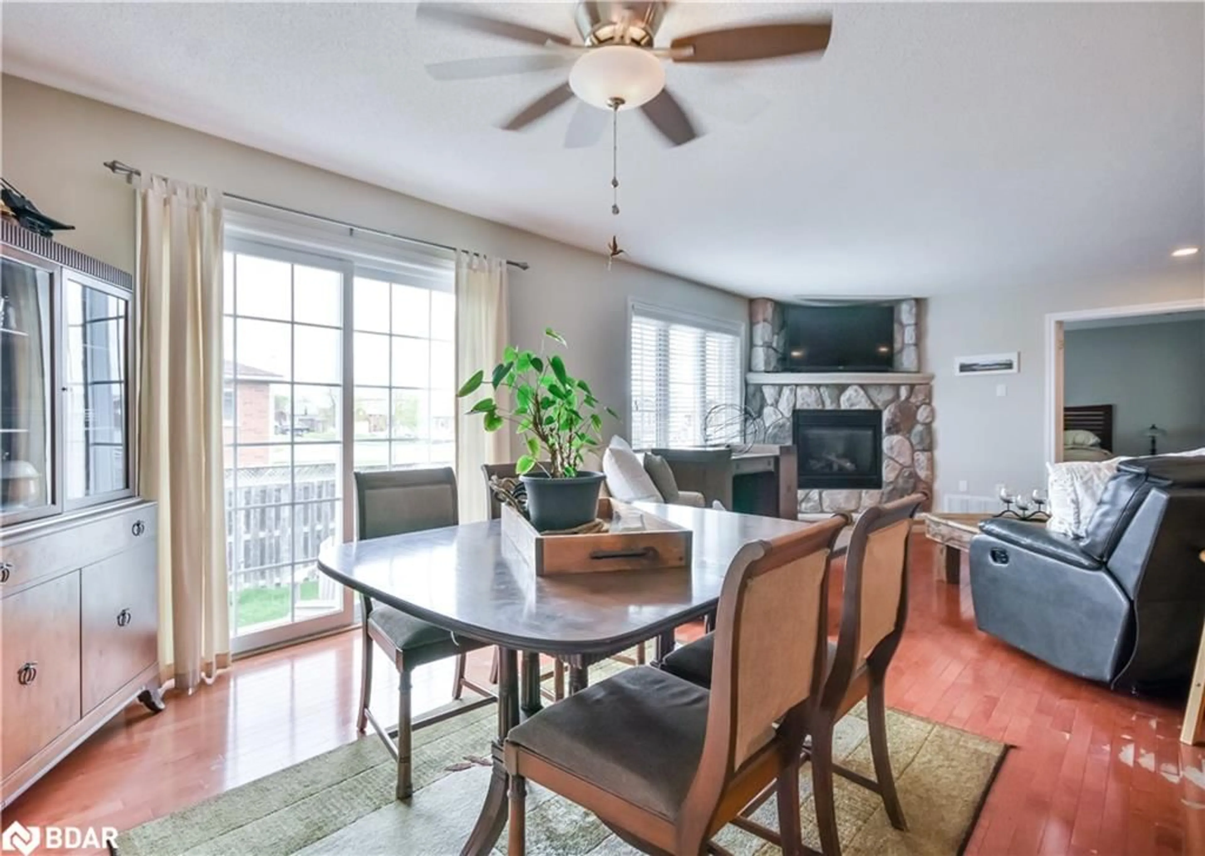 Dining room, unknown for 44 Graham St, Elmvale Ontario L0L 1P0