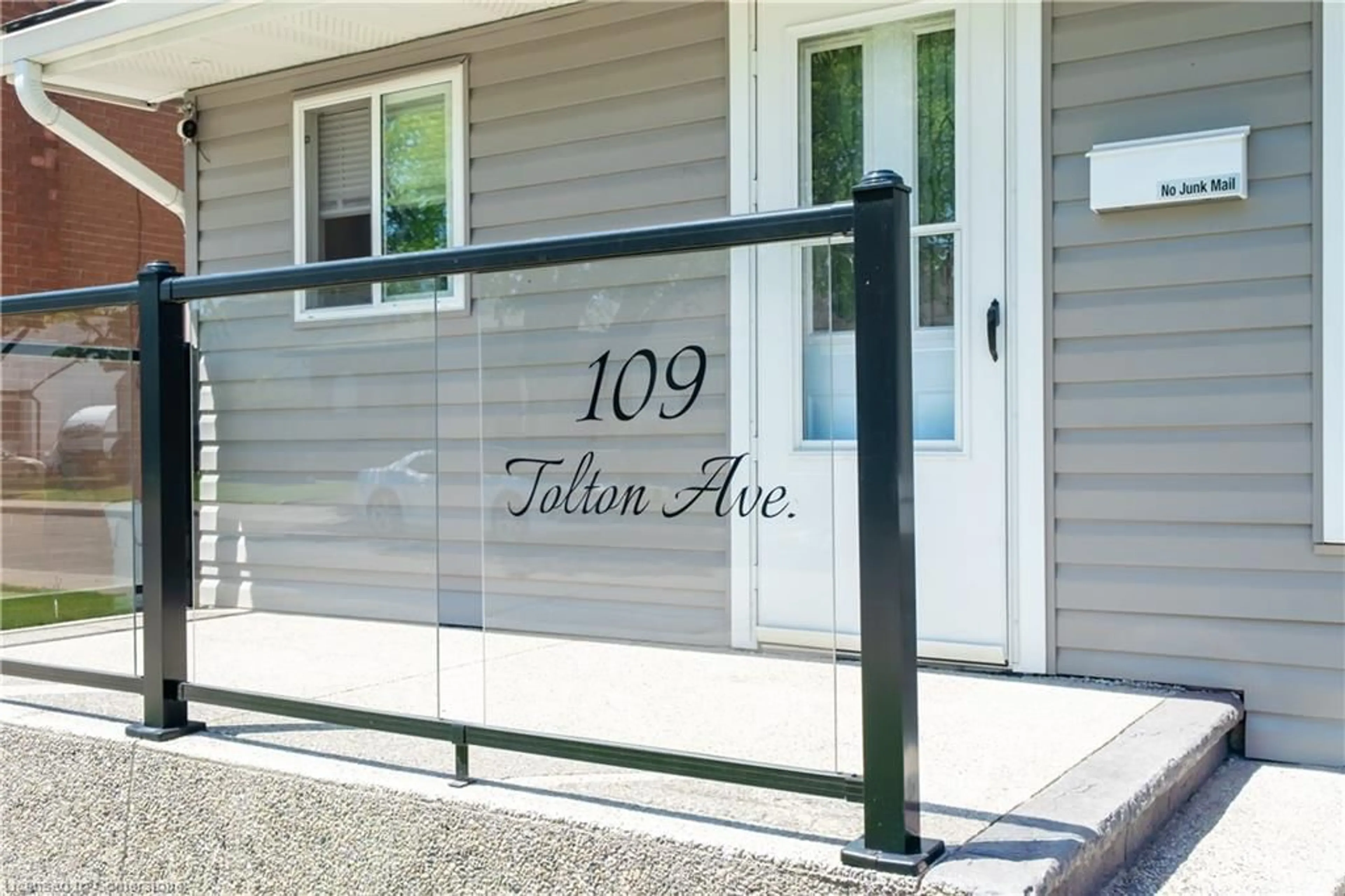 Unknown for 109 Tolton Ave, Hamilton Ontario L8H 5N7