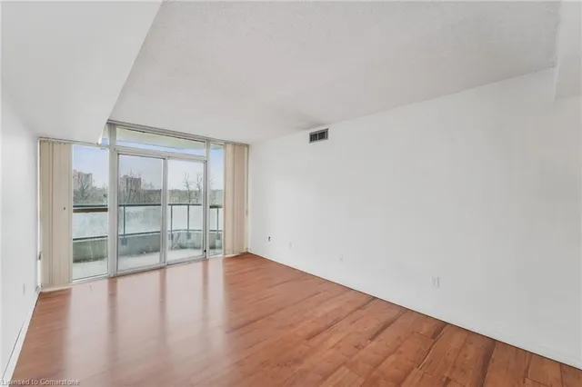 Additional property image - 1 Rowntree Rd Unit 215