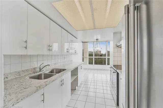 Additional property image - 1 Rowntree Rd Unit 215