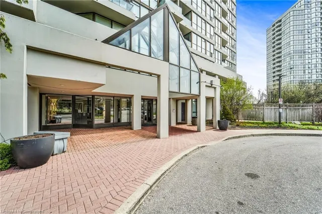 Additional property image - 1 Rowntree Rd Unit 215