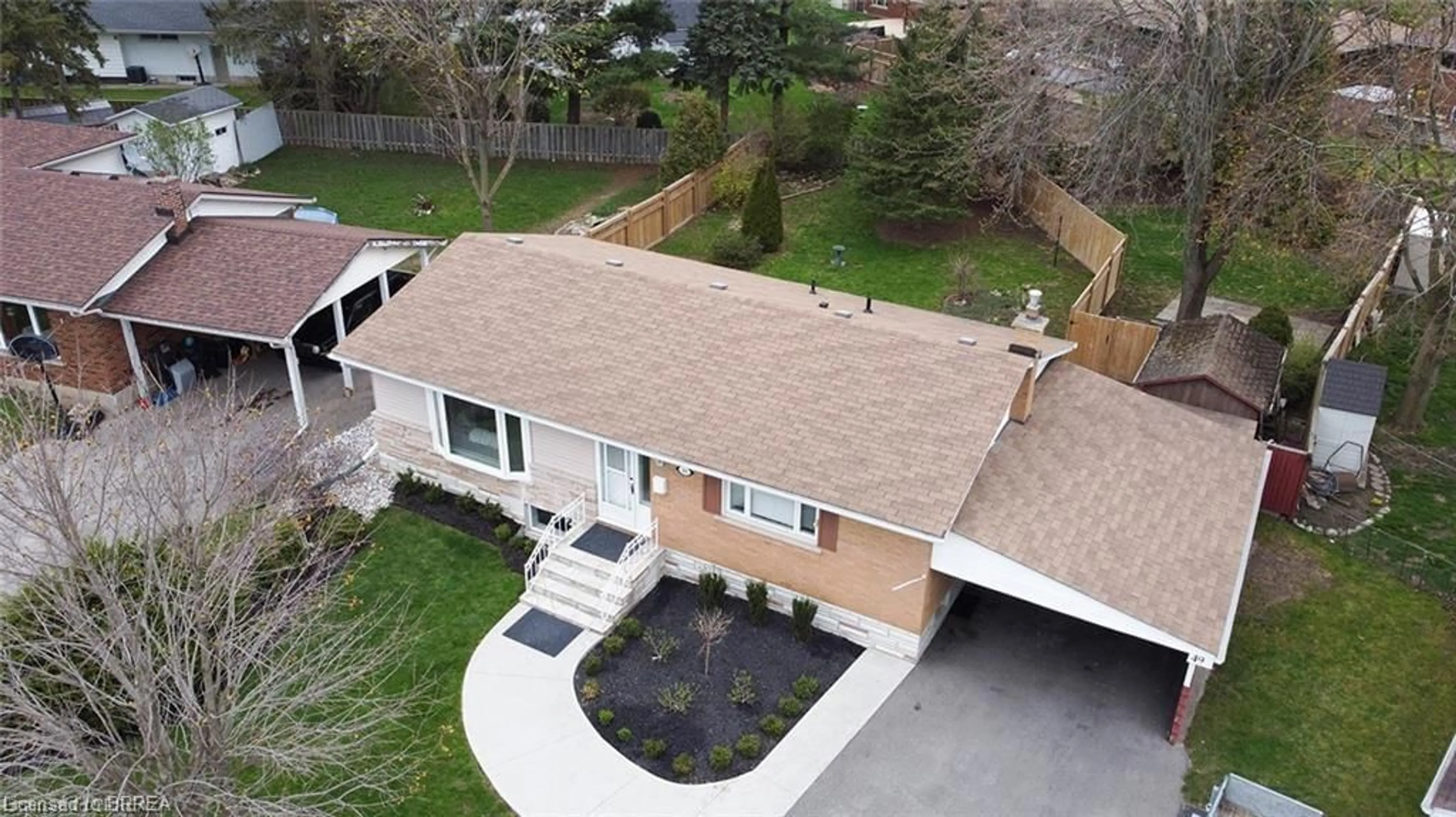 A pic from outside/outdoor area/front of a property/back of a property/a pic from drone, street for 49 Forsythe Ave, Brantford Ontario N3R 3L6