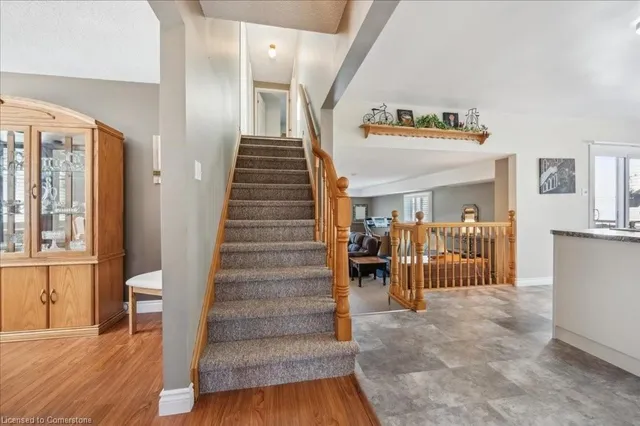 Additional property image - 11 Stonehenge Pl