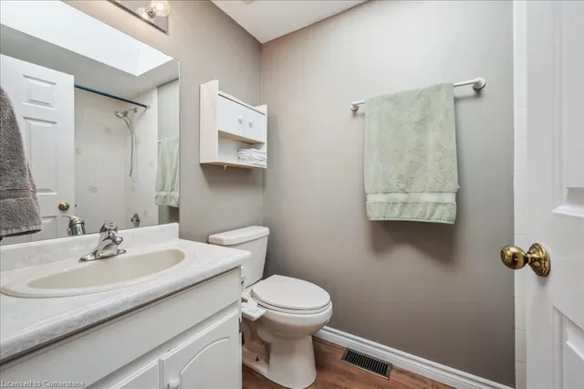 Additional property image - 11 Stonehenge Pl