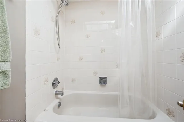 Additional property image - 11 Stonehenge Pl