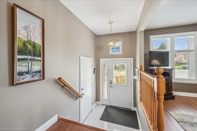 Additional property image - 11 Stonehenge Pl