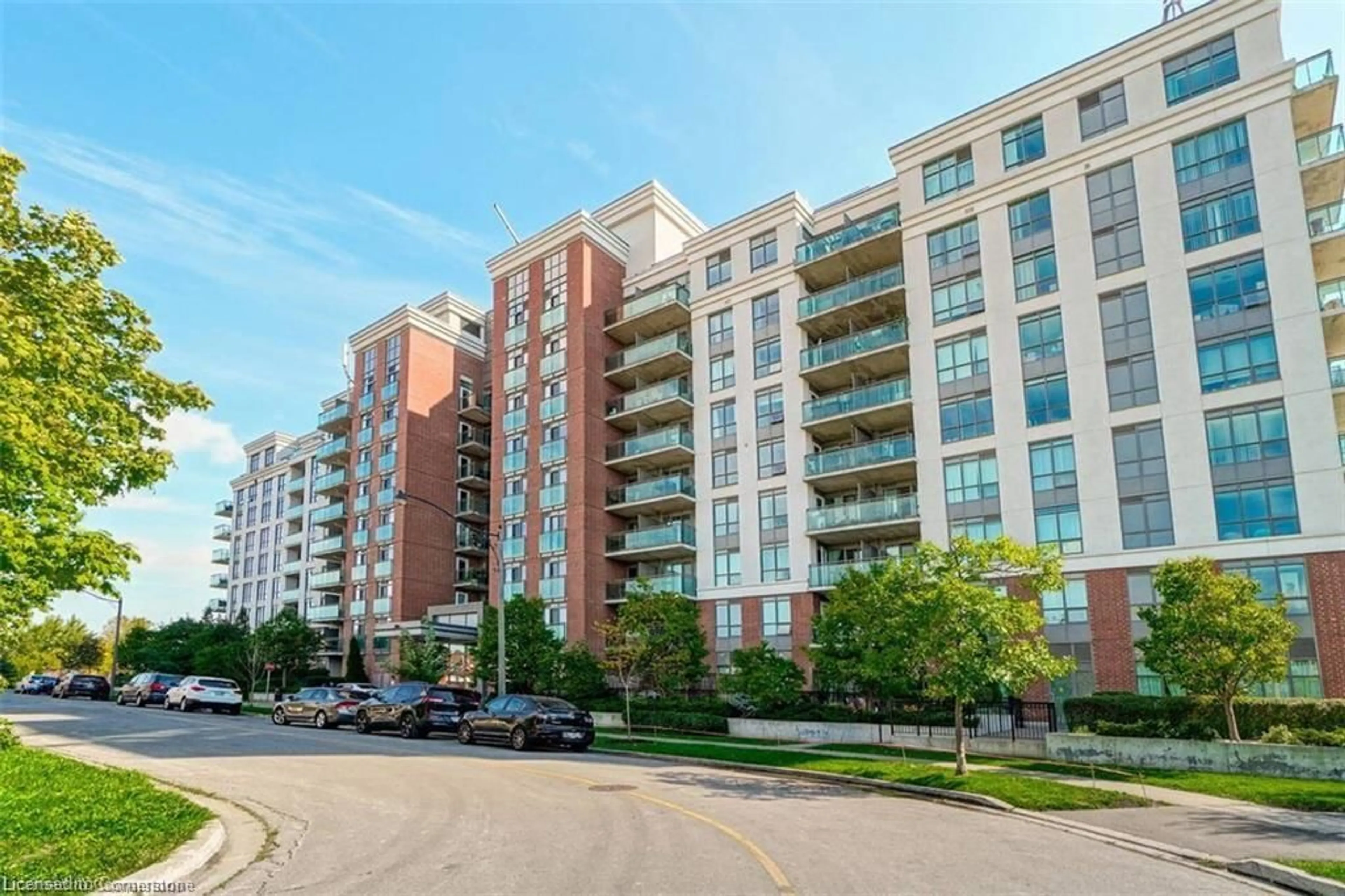 Unknown for 120 Dallimore Cir #926, Toronto Ontario M3C 4J1