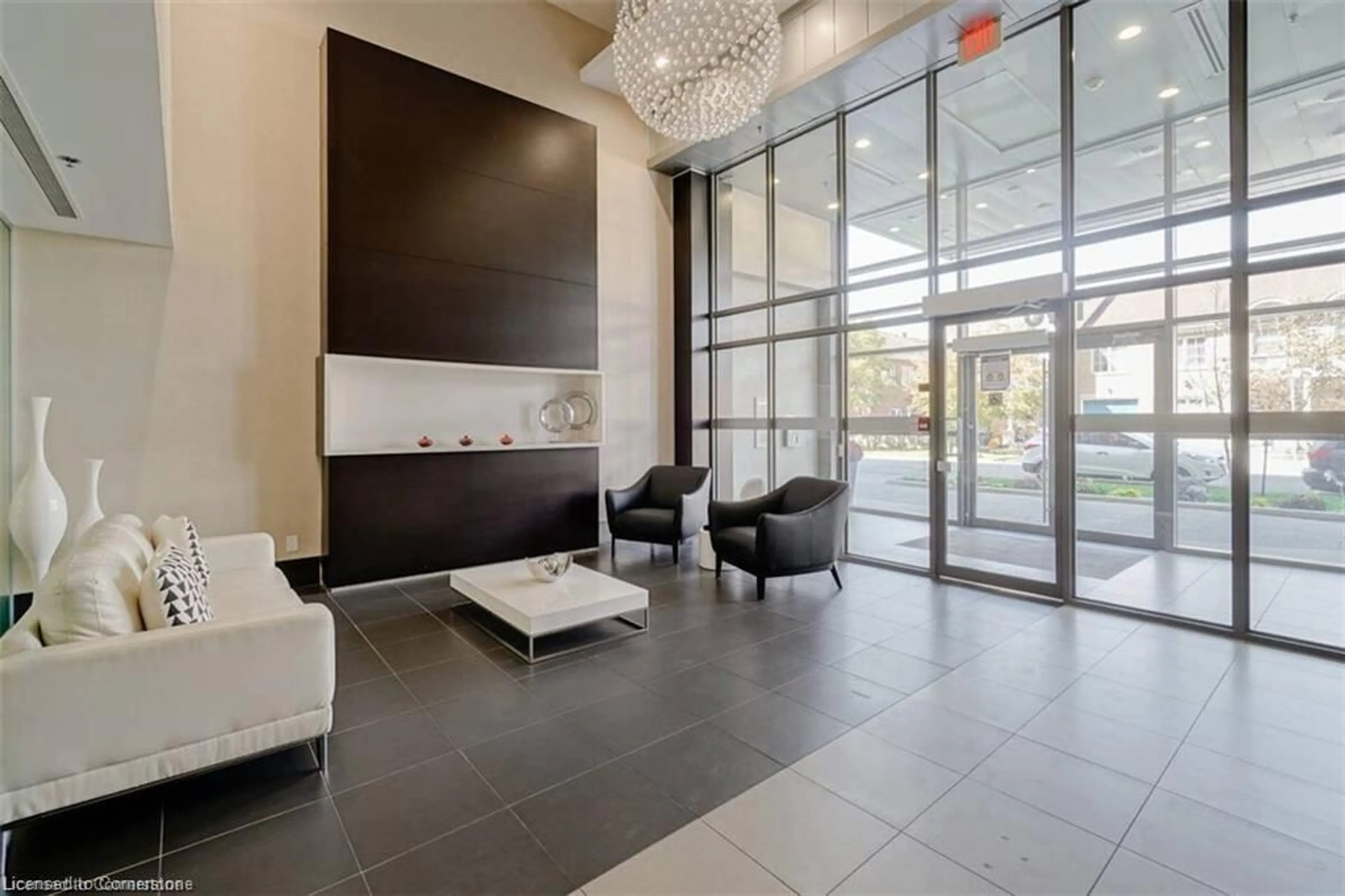 Lobby for 120 Dallimore Cir #926, Toronto Ontario M3C 4J1