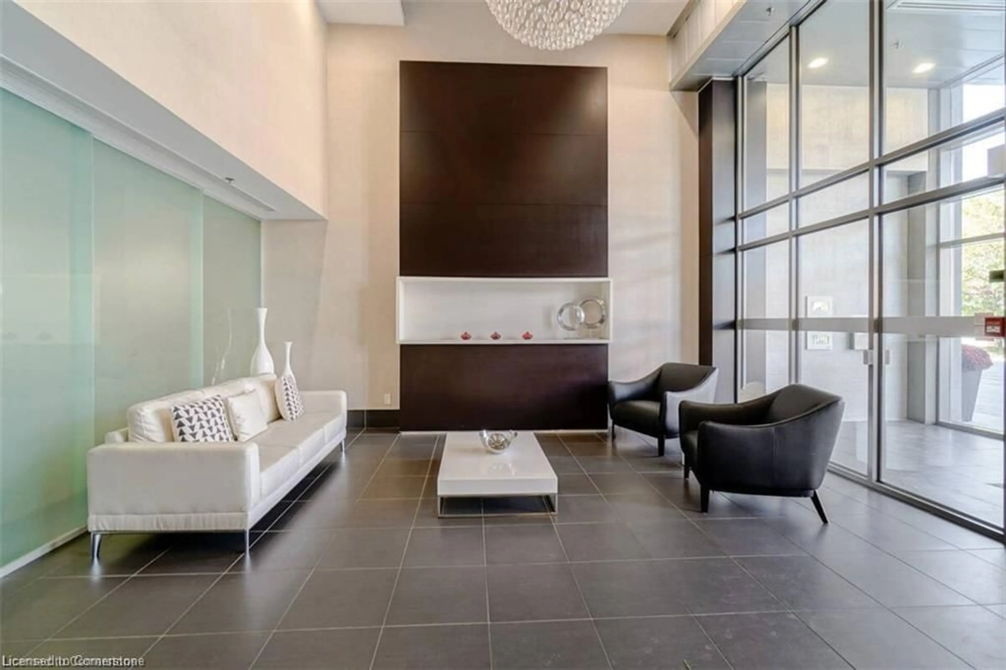 Lobby for 120 Dallimore Cir #926, Toronto Ontario M3C 4J1
