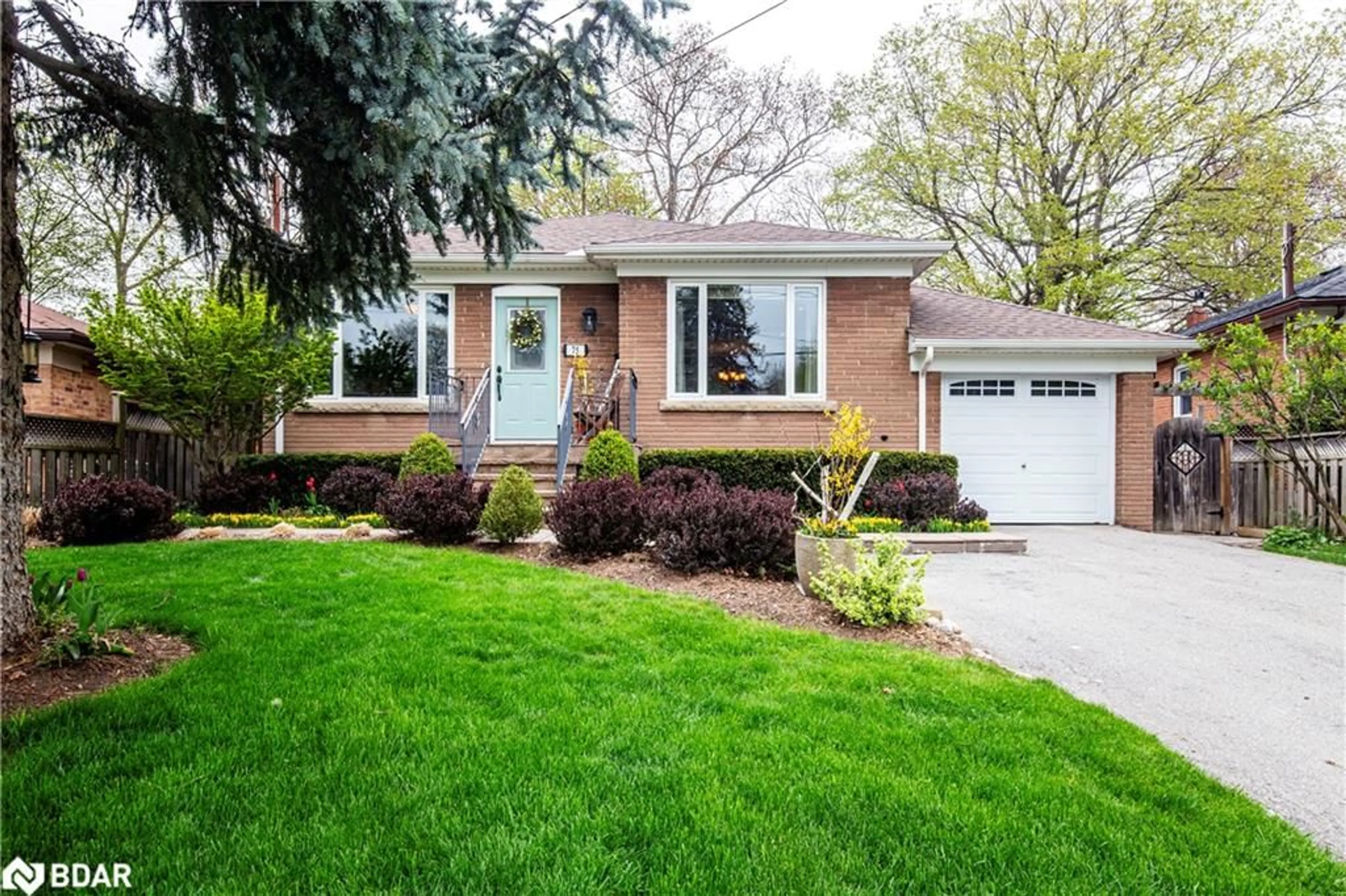 Home with brick exterior material, street for 75 Kingswood Rd, Oakville Ontario L6K 2E2