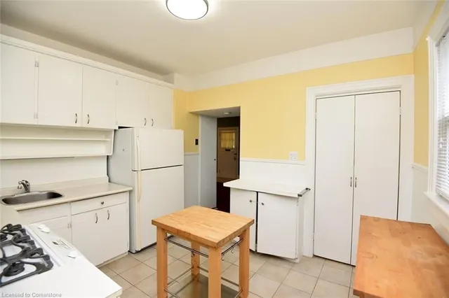 Additional property image - 17 Market St