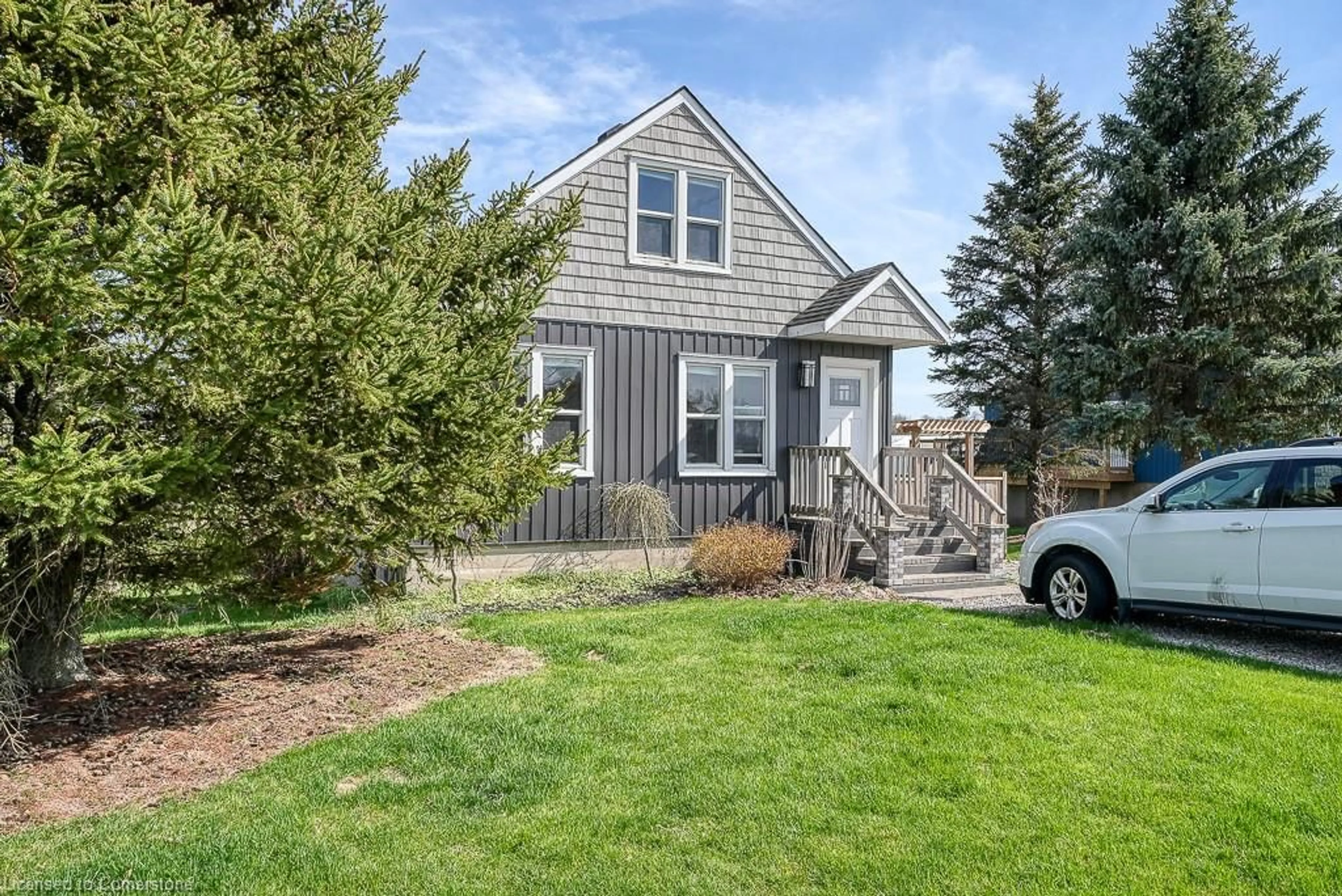 Home with vinyl exterior material, street for 484820 Sweaburg Rd, South West Oxford Ontario N4S 7V6