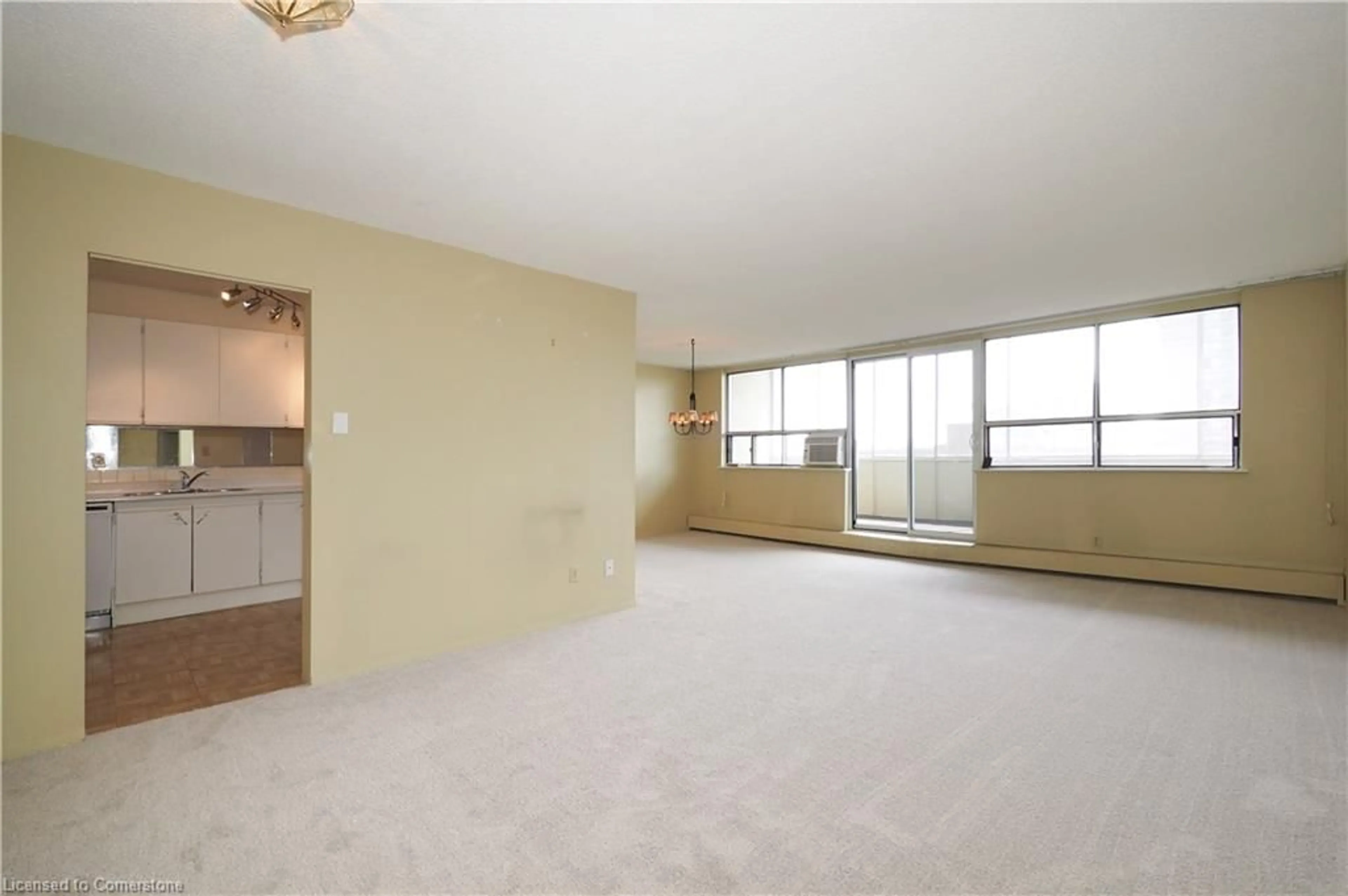 A pic of a room for 65 Westmount Rd #902, Waterloo Ontario N2L 5G6