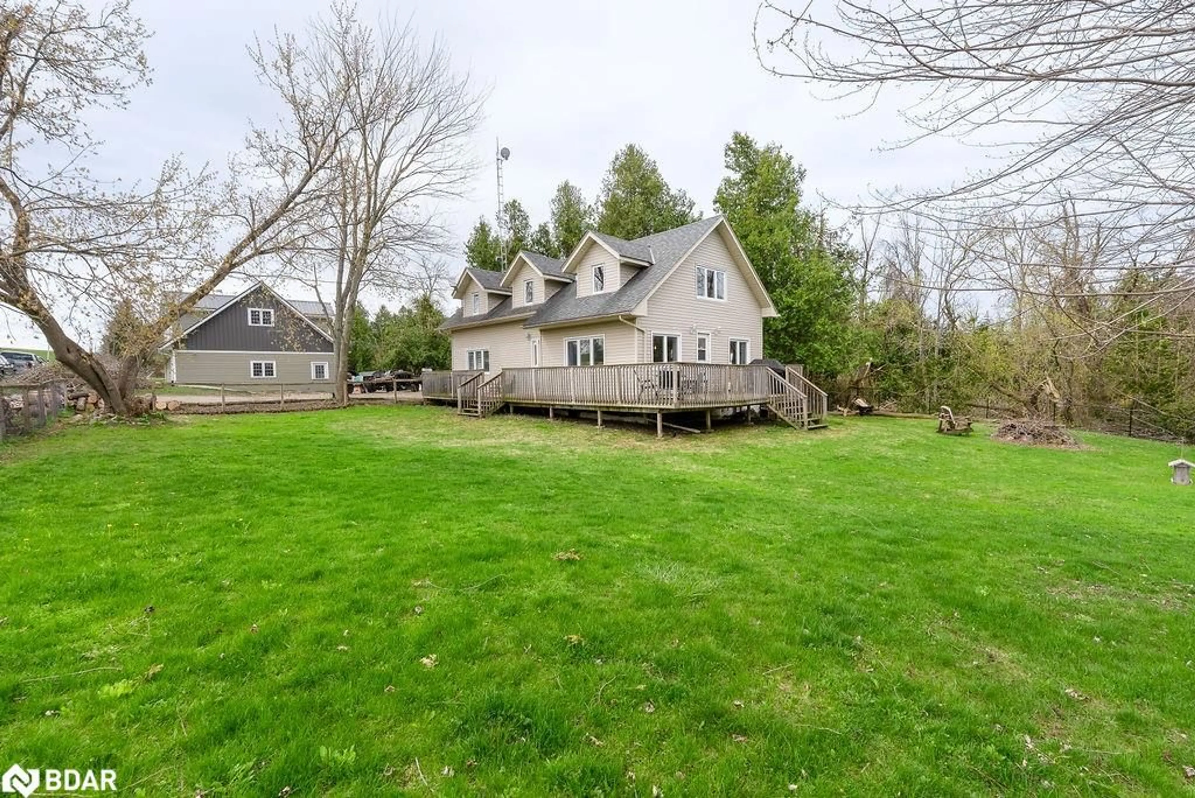 A pic from outside/outdoor area/front of a property/back of a property/a pic from drone, unknown for 1393 Killarney Bay Rd, Cameron Ontario K0M 1G0
