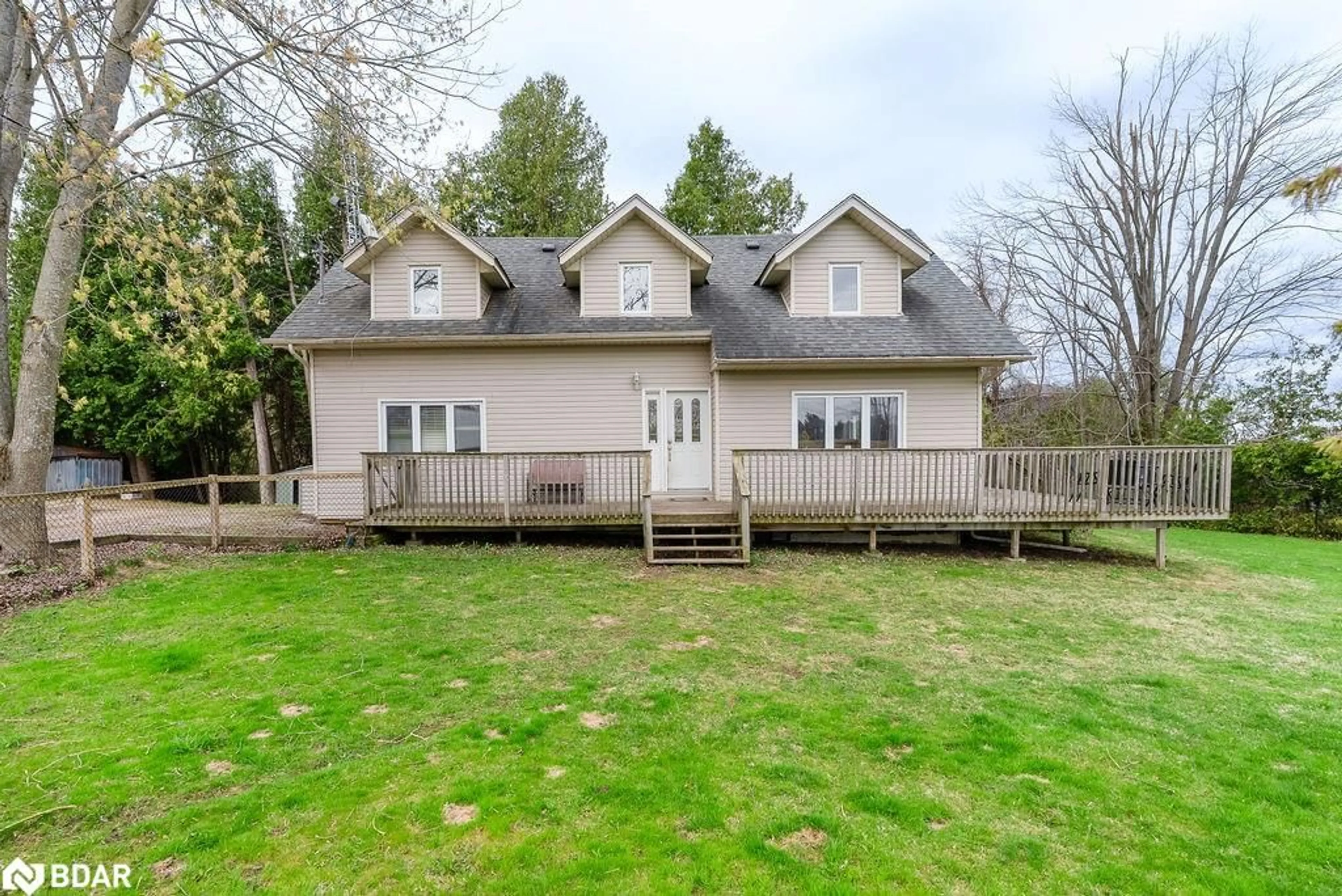 A pic from outside/outdoor area/front of a property/back of a property/a pic from drone, unknown for 1393 Killarney Bay Rd, Cameron Ontario K0M 1G0