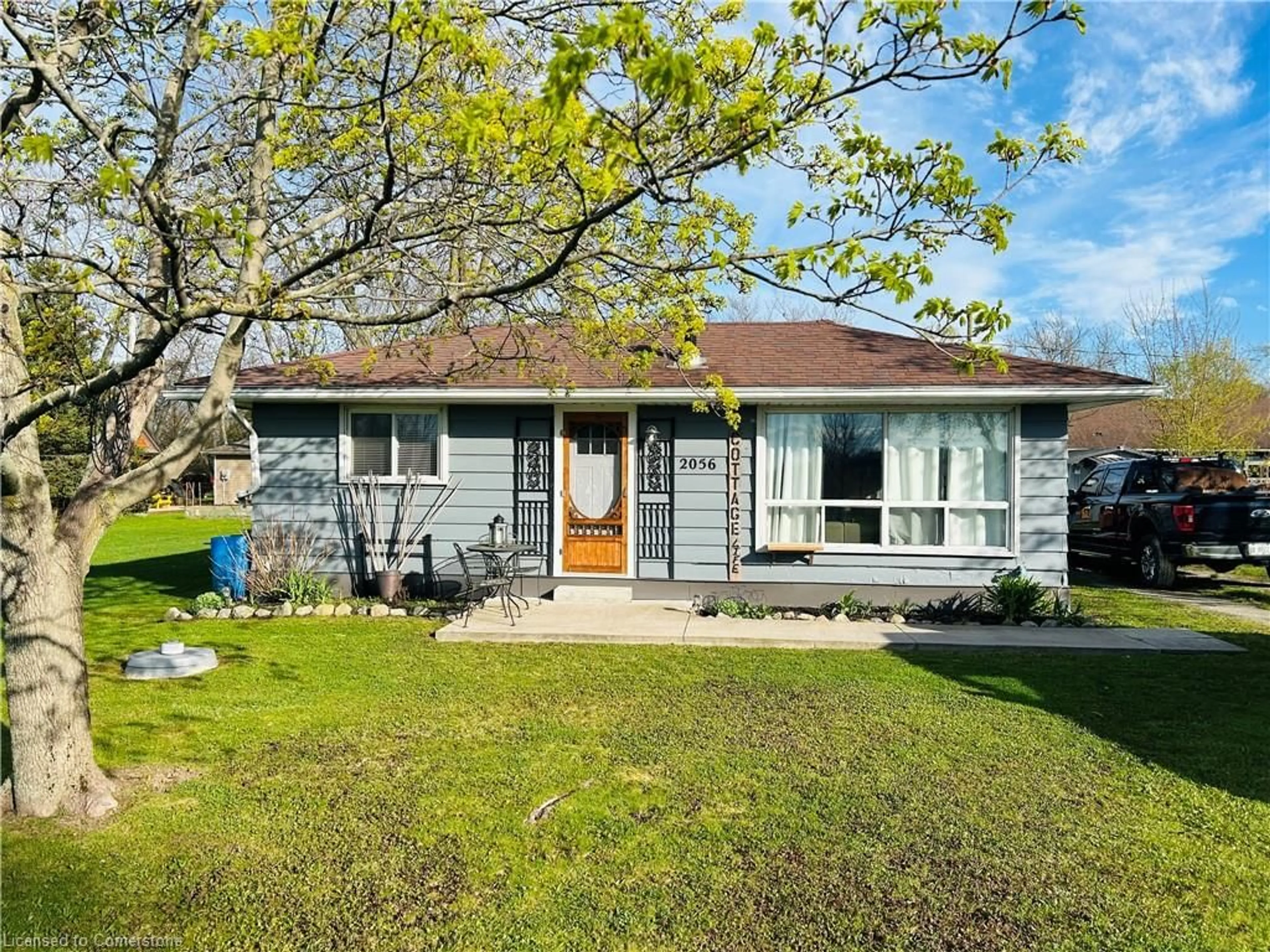 Unknown for 2056 Second Ave, Selkirk Ontario N0A 1P0