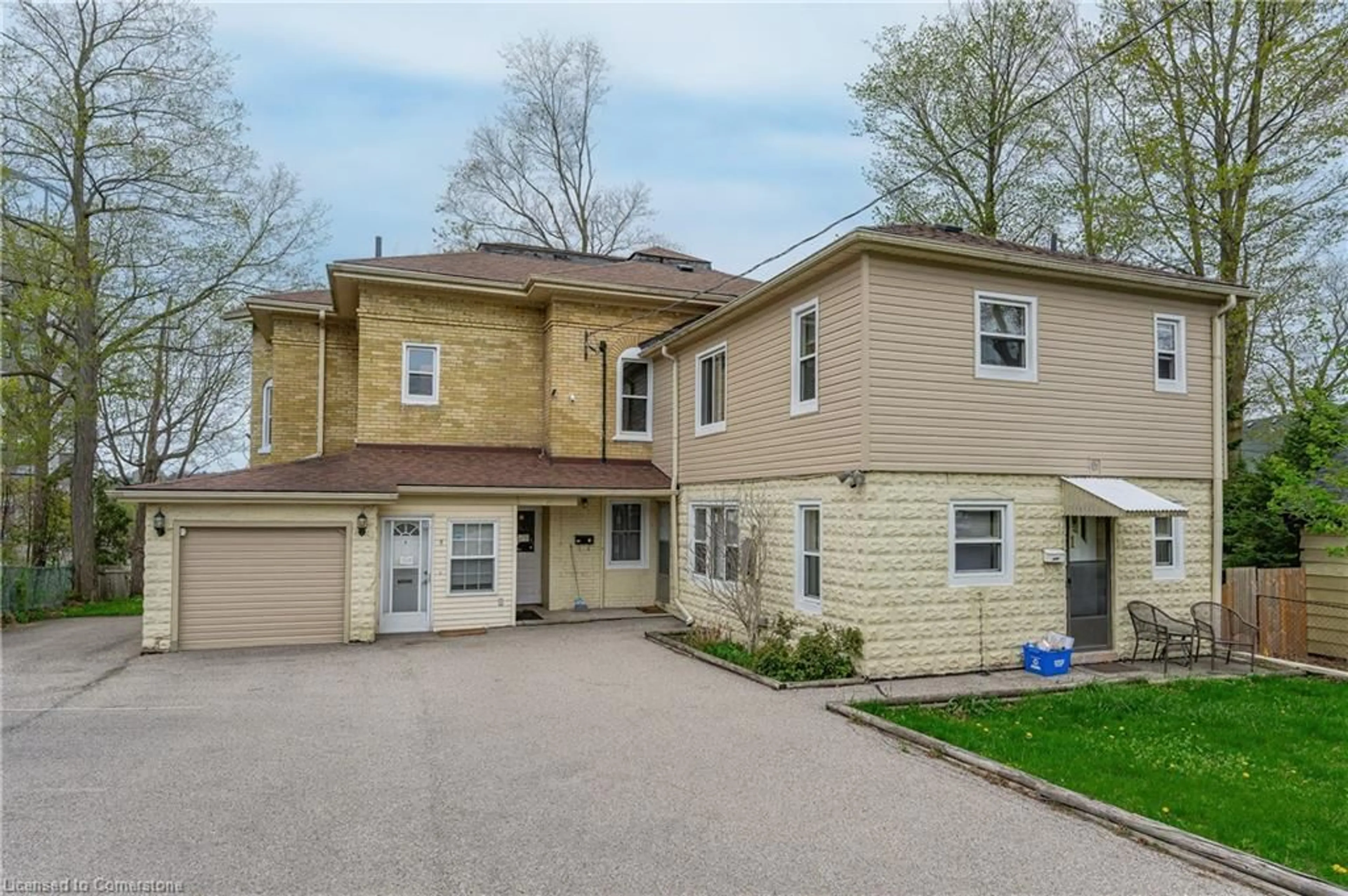 Unknown for 100 Roseview Ave, Cambridge Ontario N1R 4A7
