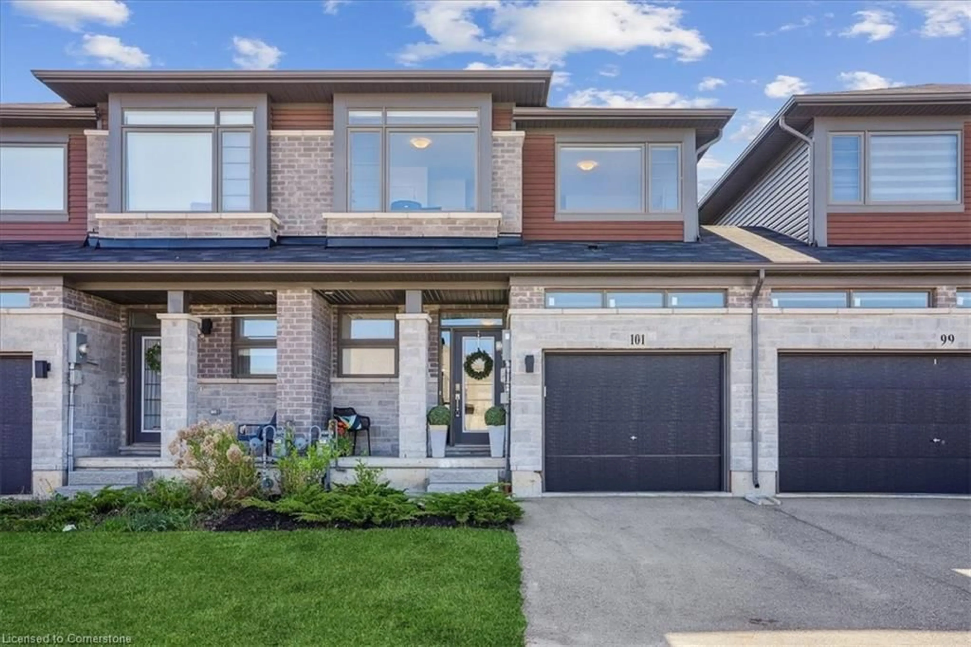Home with brick exterior material, street for 101 Tom Brown Dr, Paris Ontario N3L 0H4