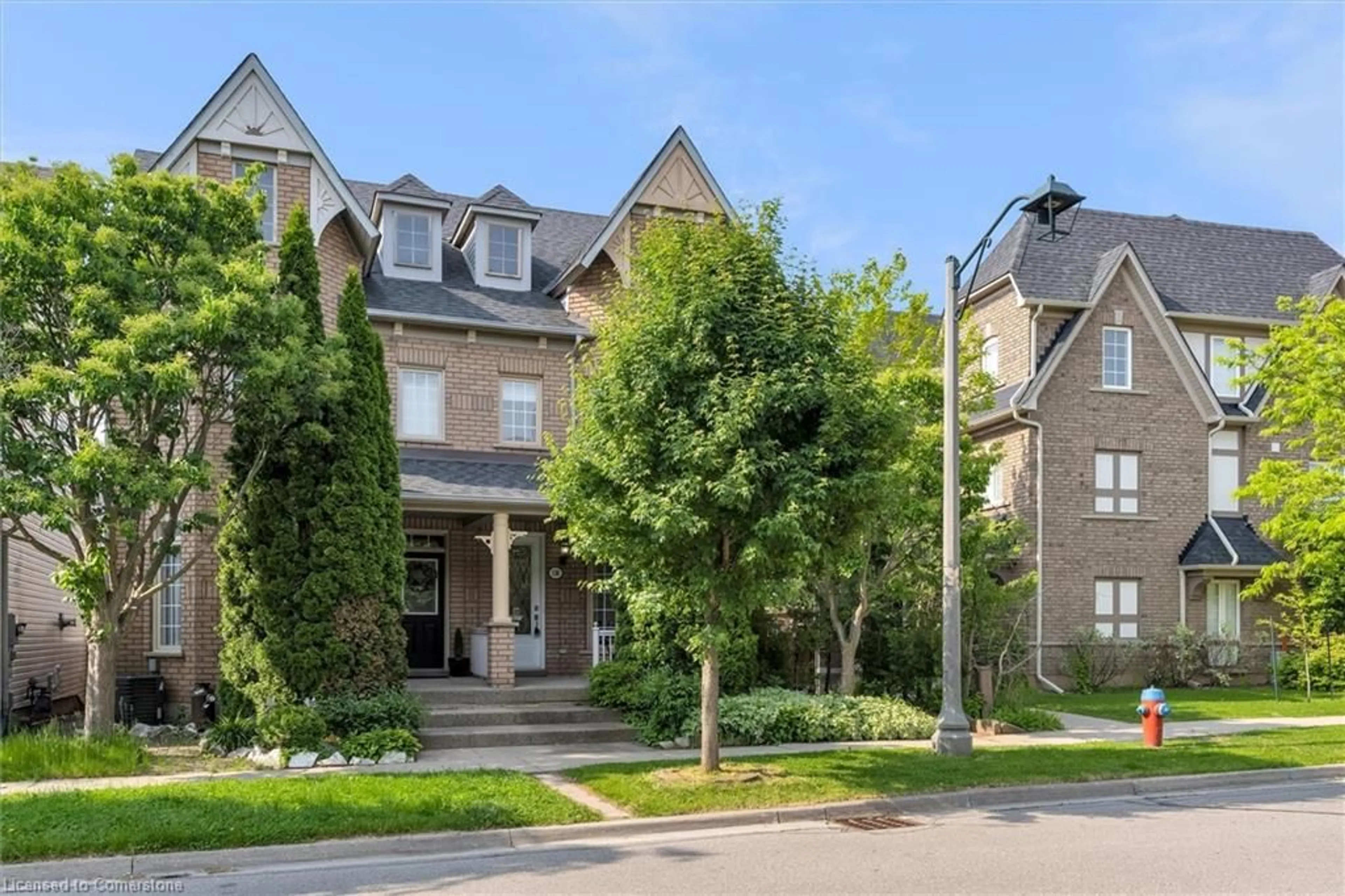 Home with brick exterior material, street for 138 Gatwick Dr, Oakville Ontario L6H 6N3