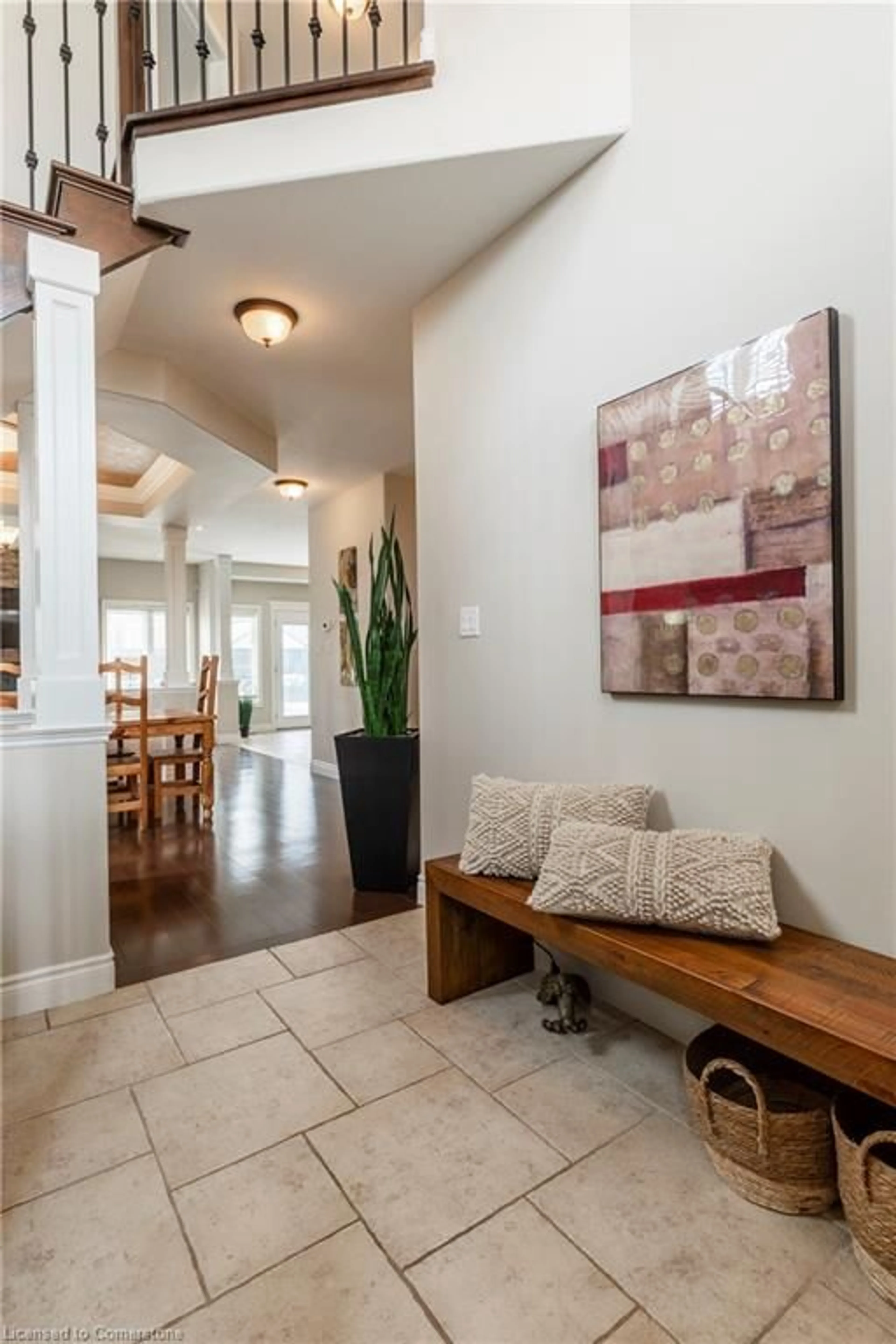 Indoor entryway for 78 Stonepine Cres, Hamilton Ontario L9C 7T7