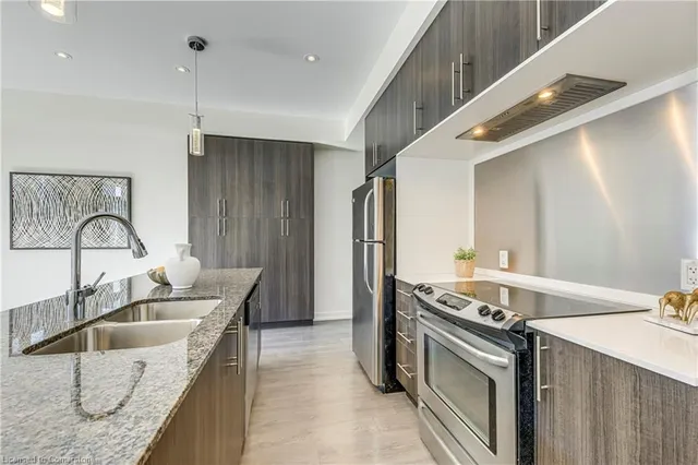 Additional property image - 301 Squire Crescent Cres