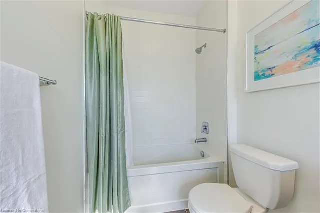 Additional property image - 301 Squire Crescent Cres