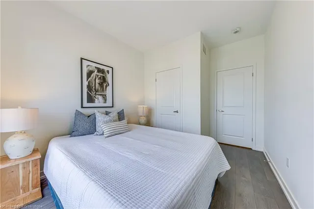 Additional property image - 301 Squire Crescent Cres