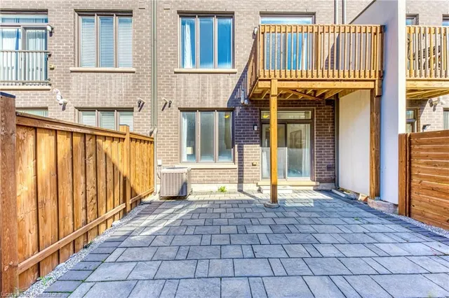 Additional property image - 301 Squire Crescent Cres