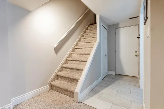 Additional property image - 9 Harbour Dr