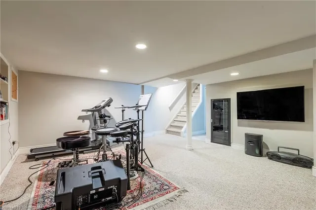 Additional property image - 9 Harbour Dr