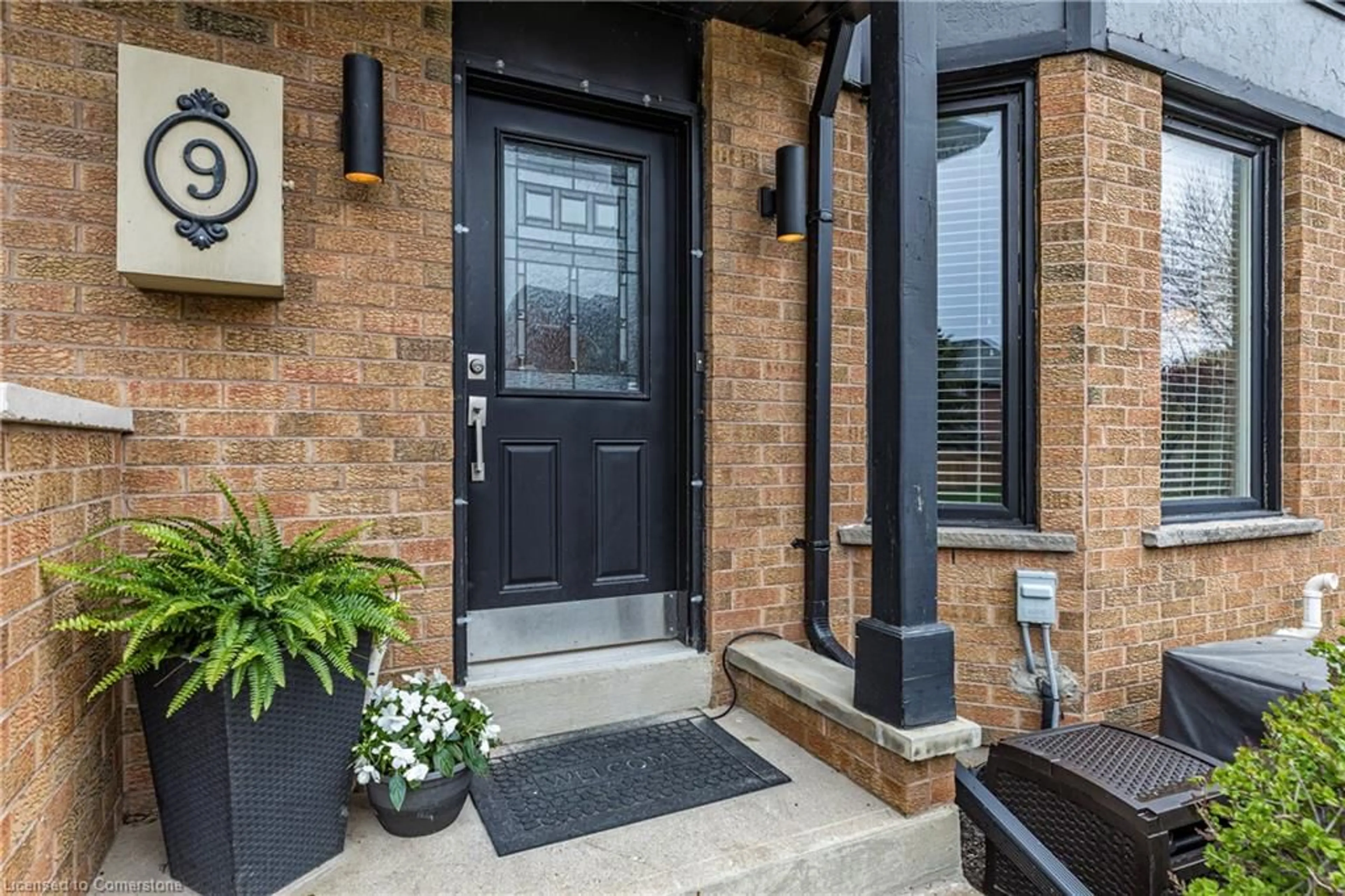 Home with brick exterior material, street for 9 Harbour Dr, Stoney Creek Ontario L8E 4Z4