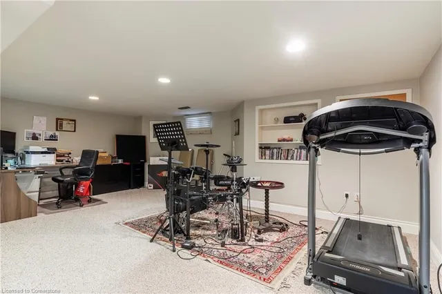 Additional property image - 9 Harbour Dr